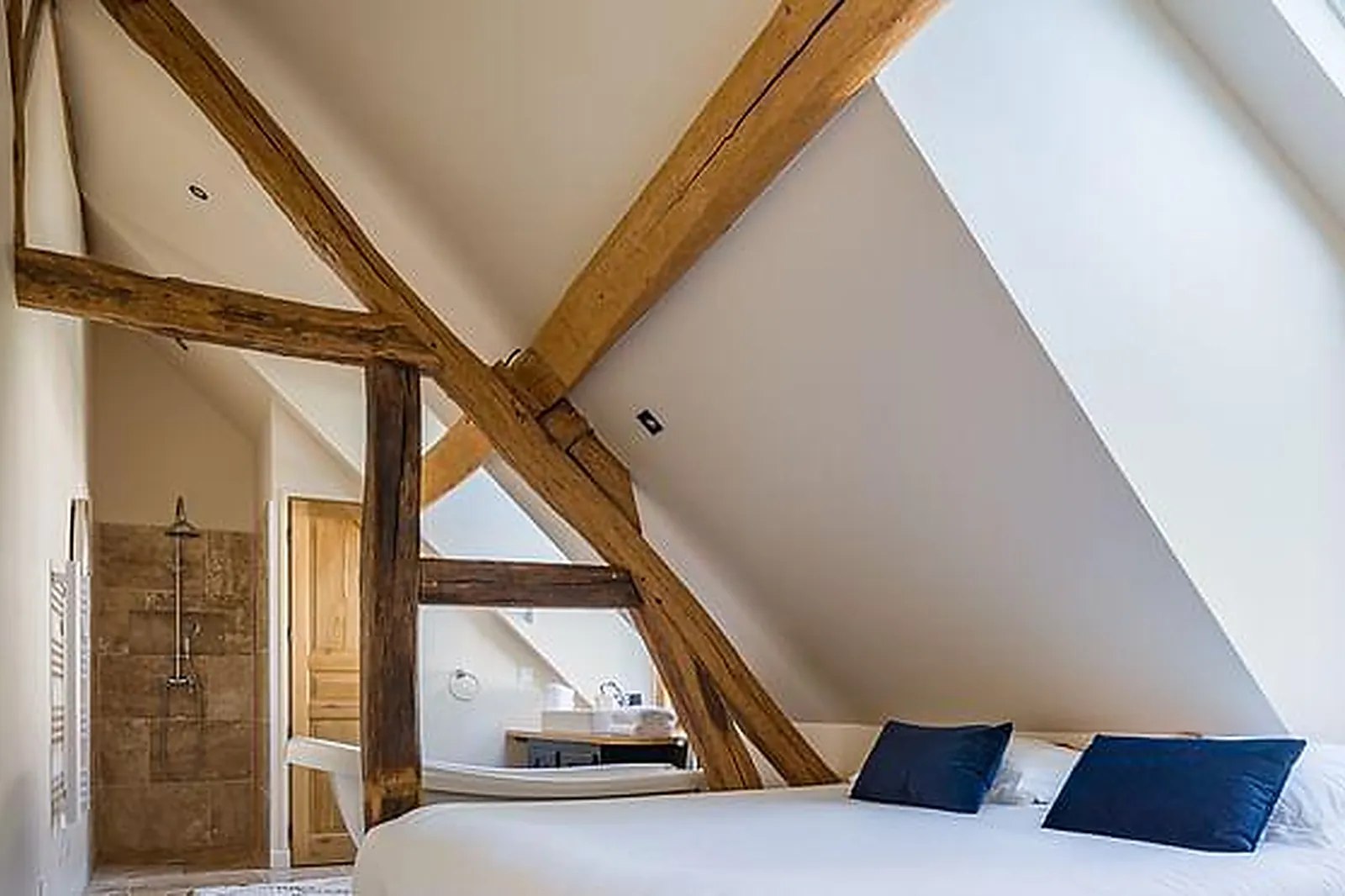 Lieux événementiels, CORSICA