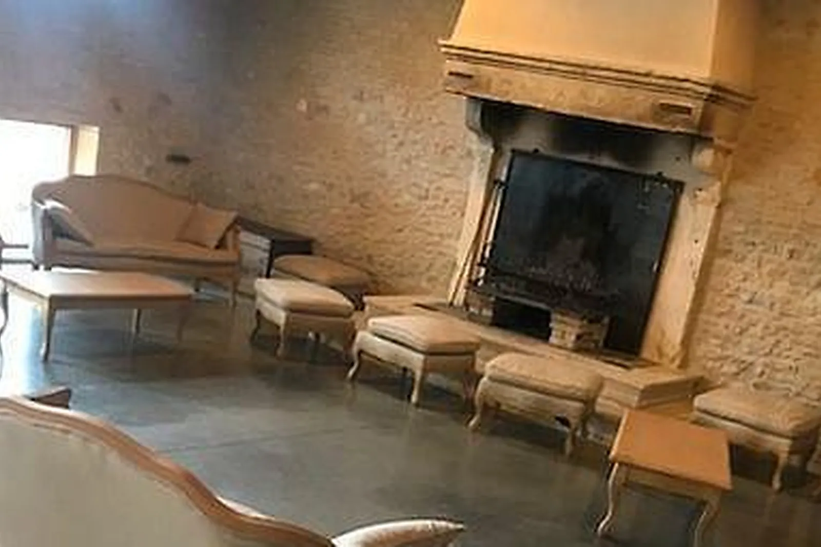 Lieux événementiels, COUR DORÉE