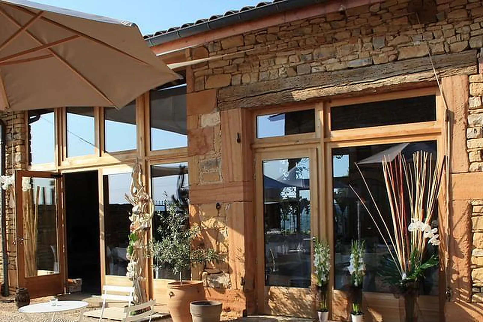 Lieux événementiels, COUR DORÉE