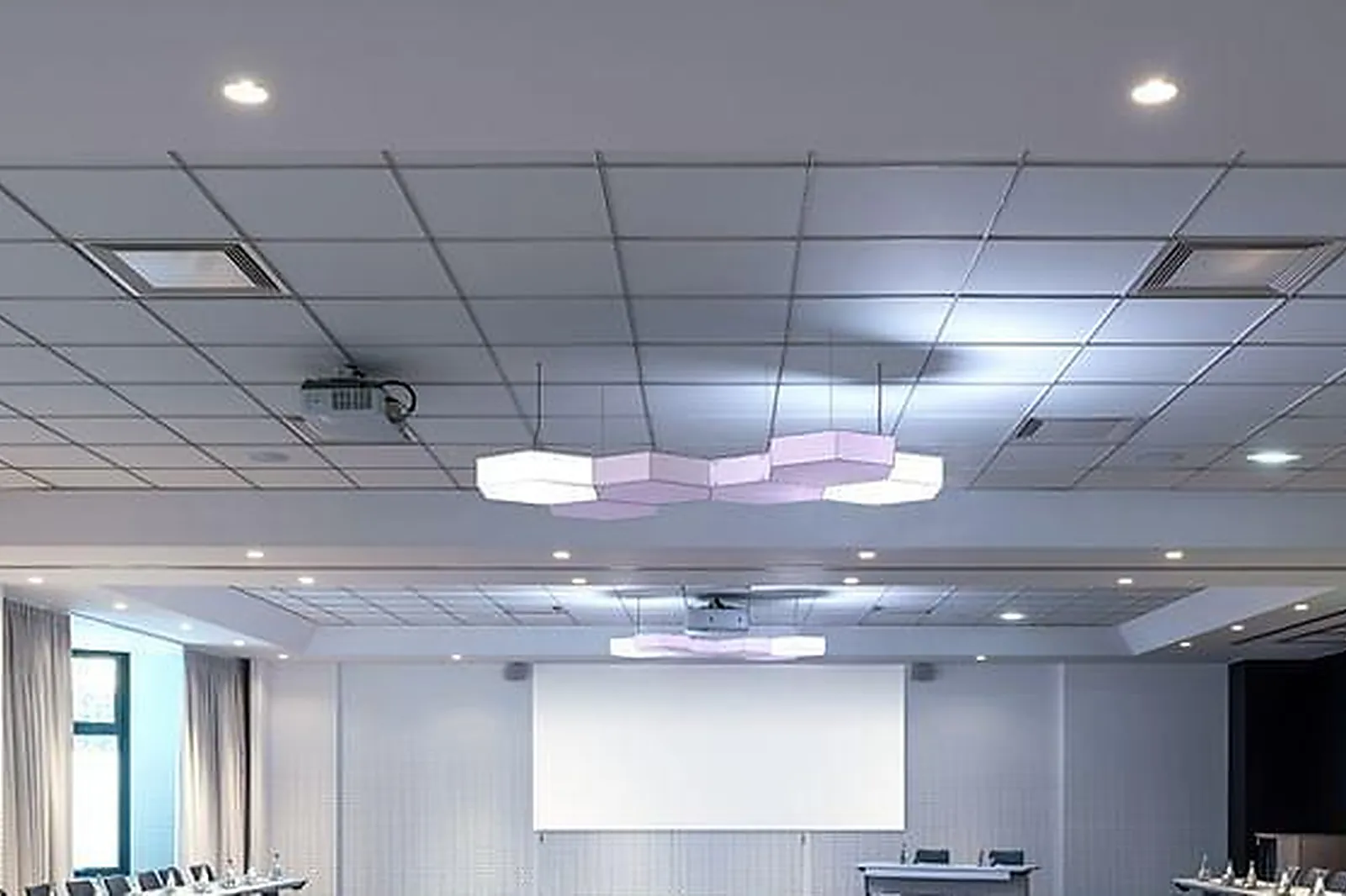 Lieux événementiels, COURTYARD BY MARRIOTT PARIS CHARLES DE GAULLE AIRPORT