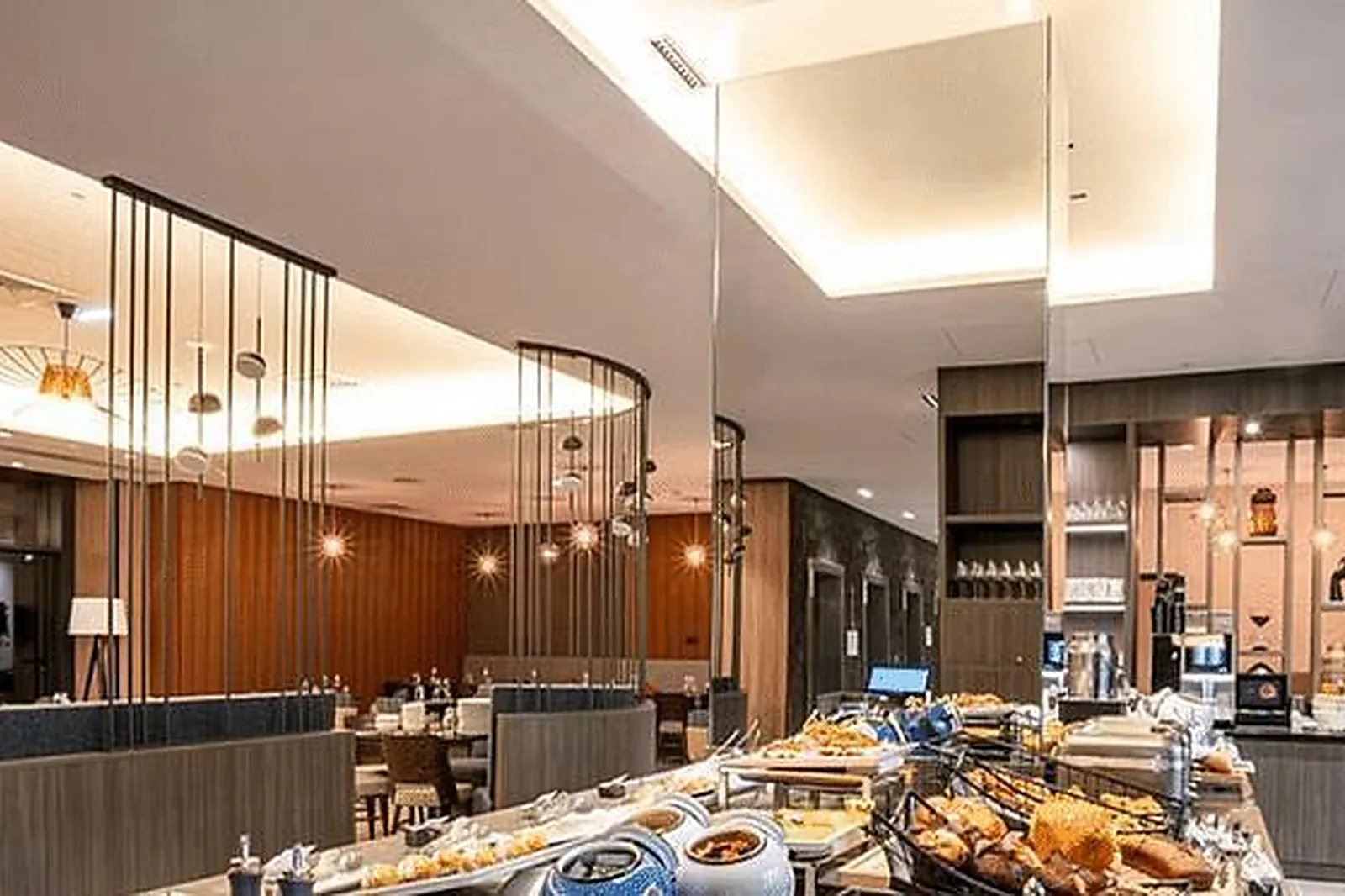 Lieux événementiels, COURTYARD BY MARRIOTT PARIS PORTE DE VERSAILLES****