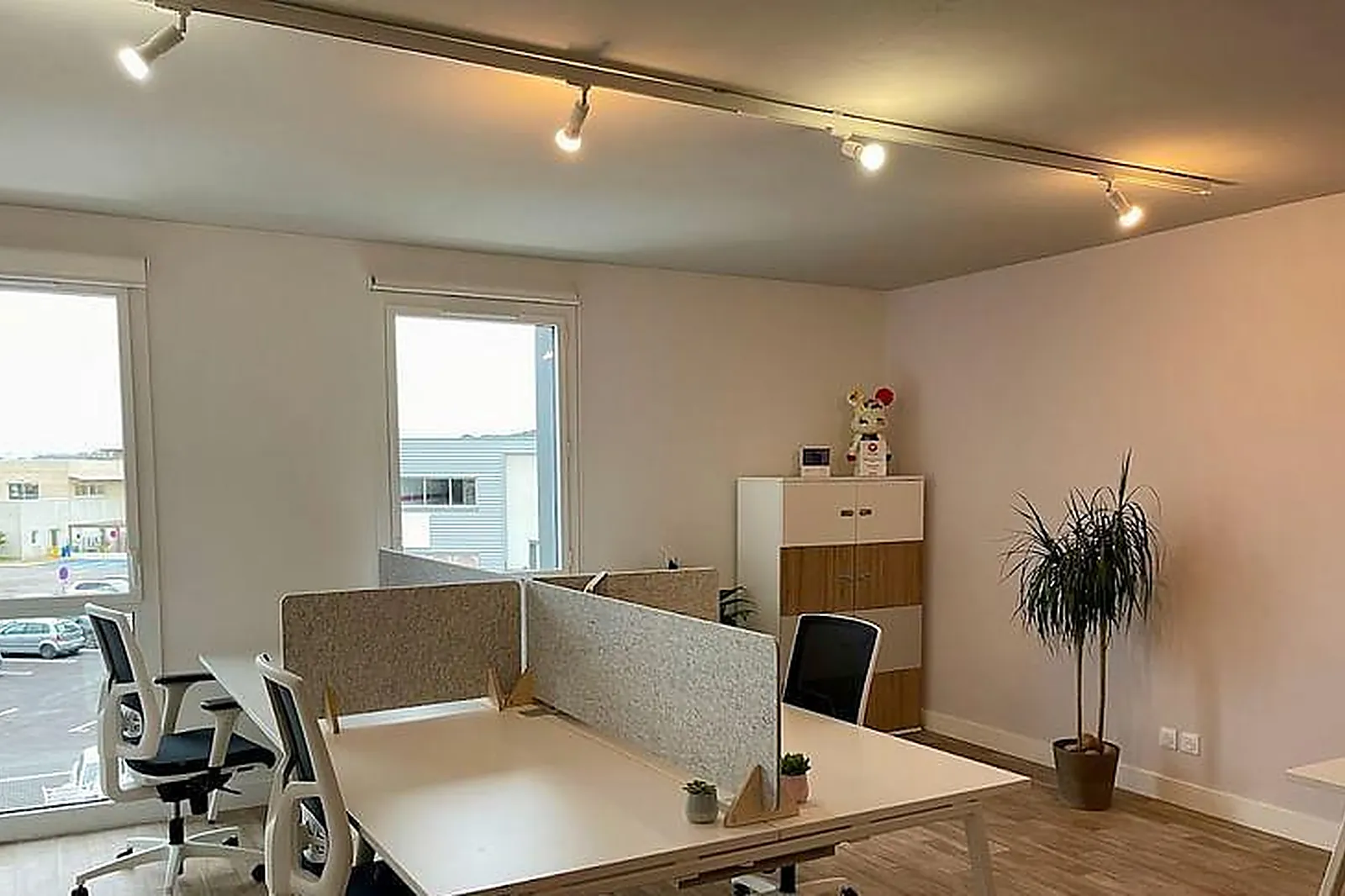 Lieux événementiels, COWO LE COWORKING DES HALLES 610 JACOU