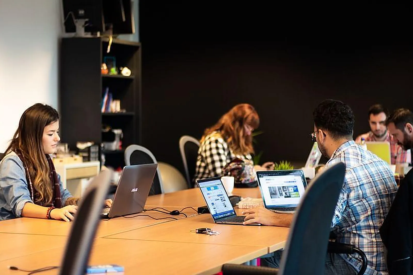 Lieux événementiels, COWORKING LA LOUVIÈRE