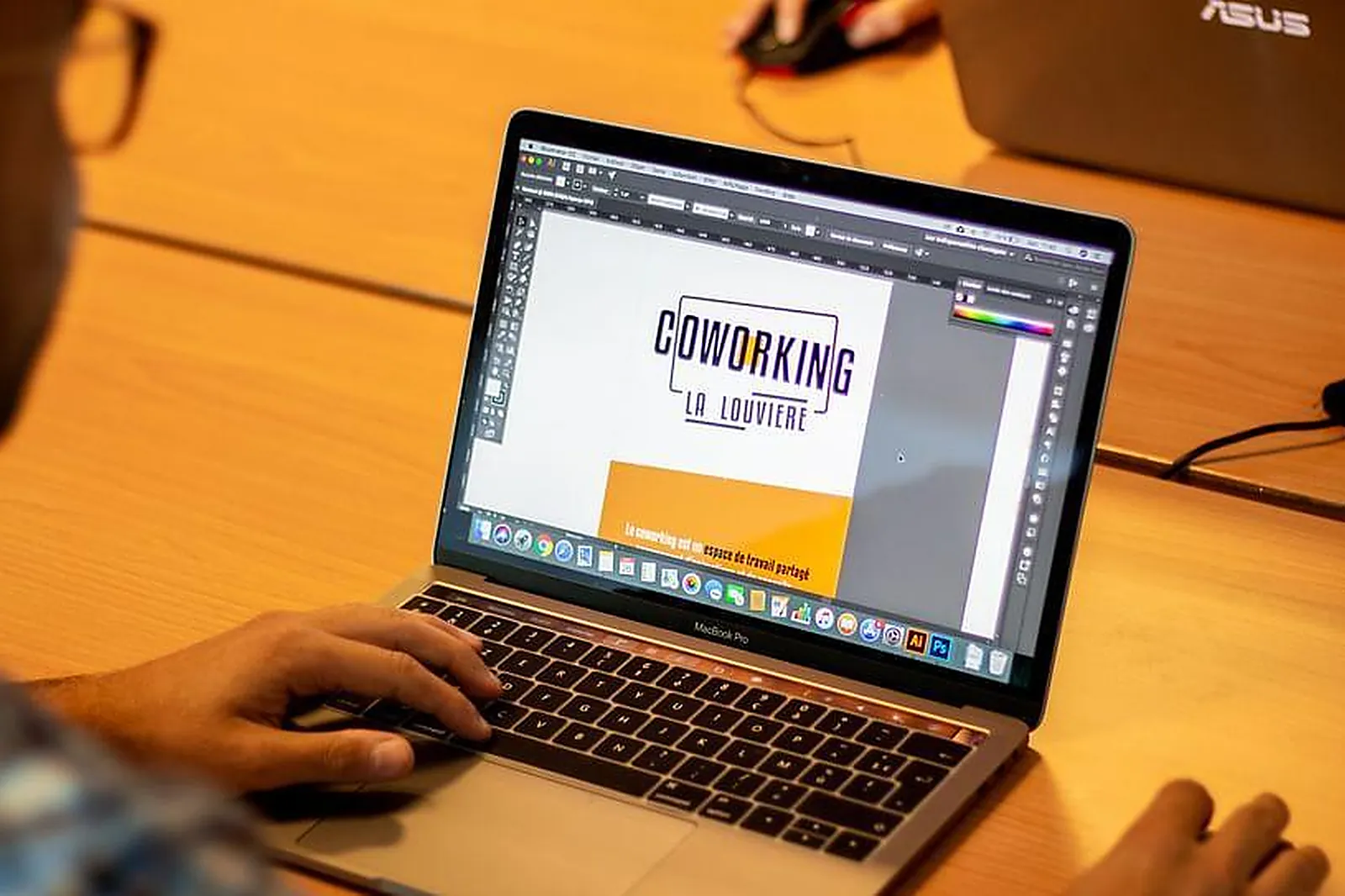 Lieux événementiels, COWORKING LA LOUVIÈRE