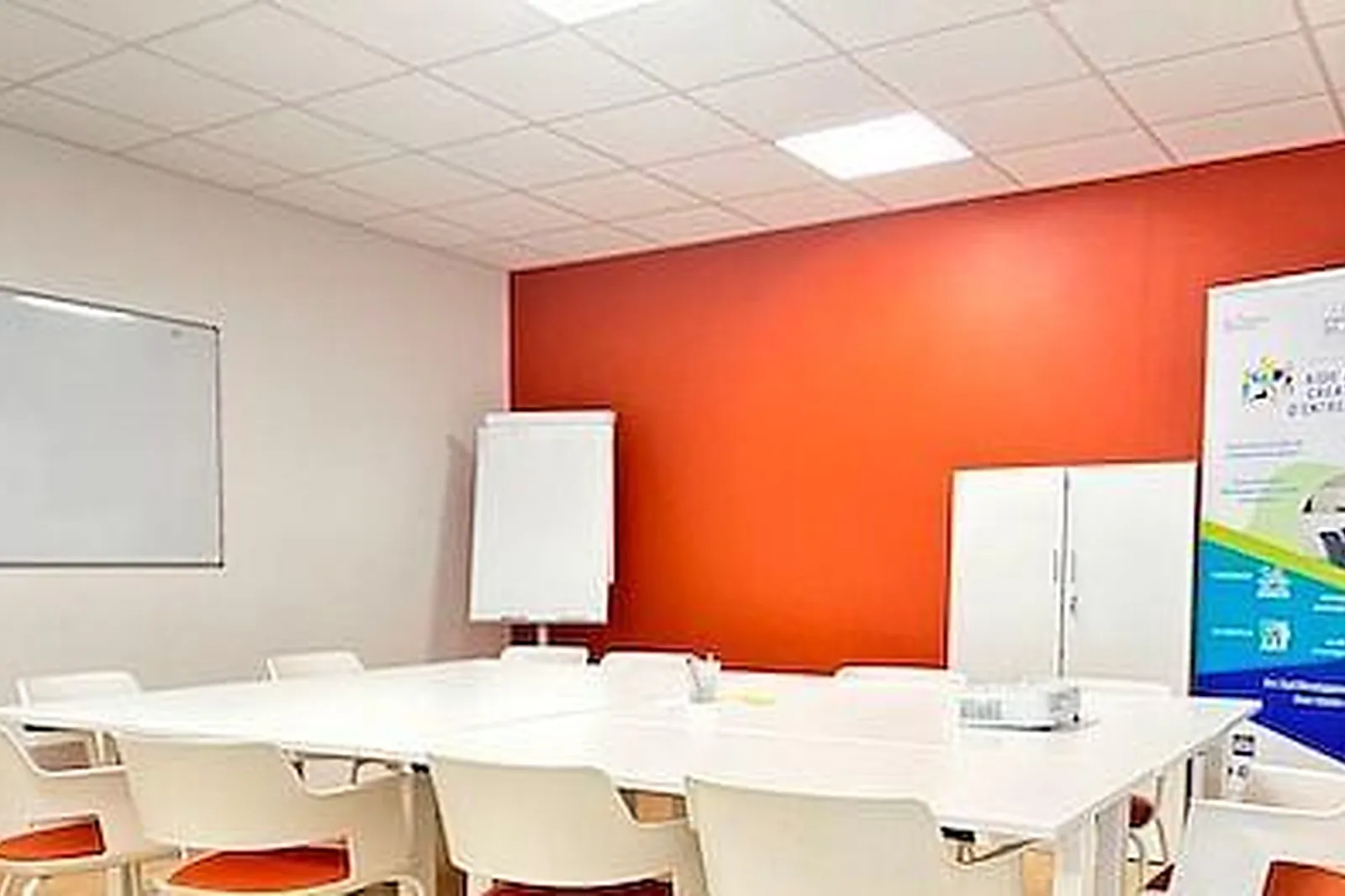 Lieux événementiels, COWORKING VILLENAVE D'ORNON