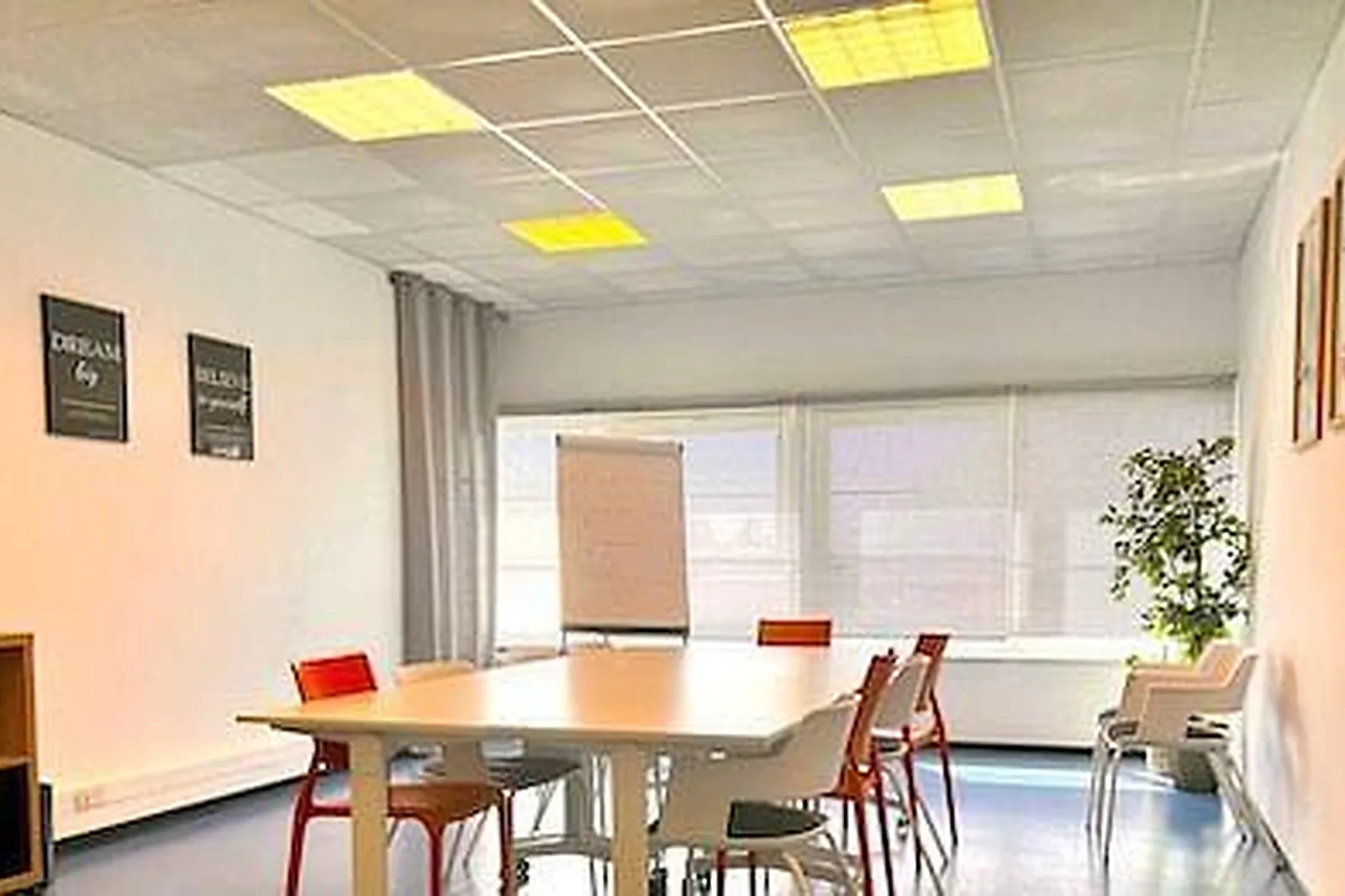Lieux événementiels, COWORKING VILLENAVE D'ORNON