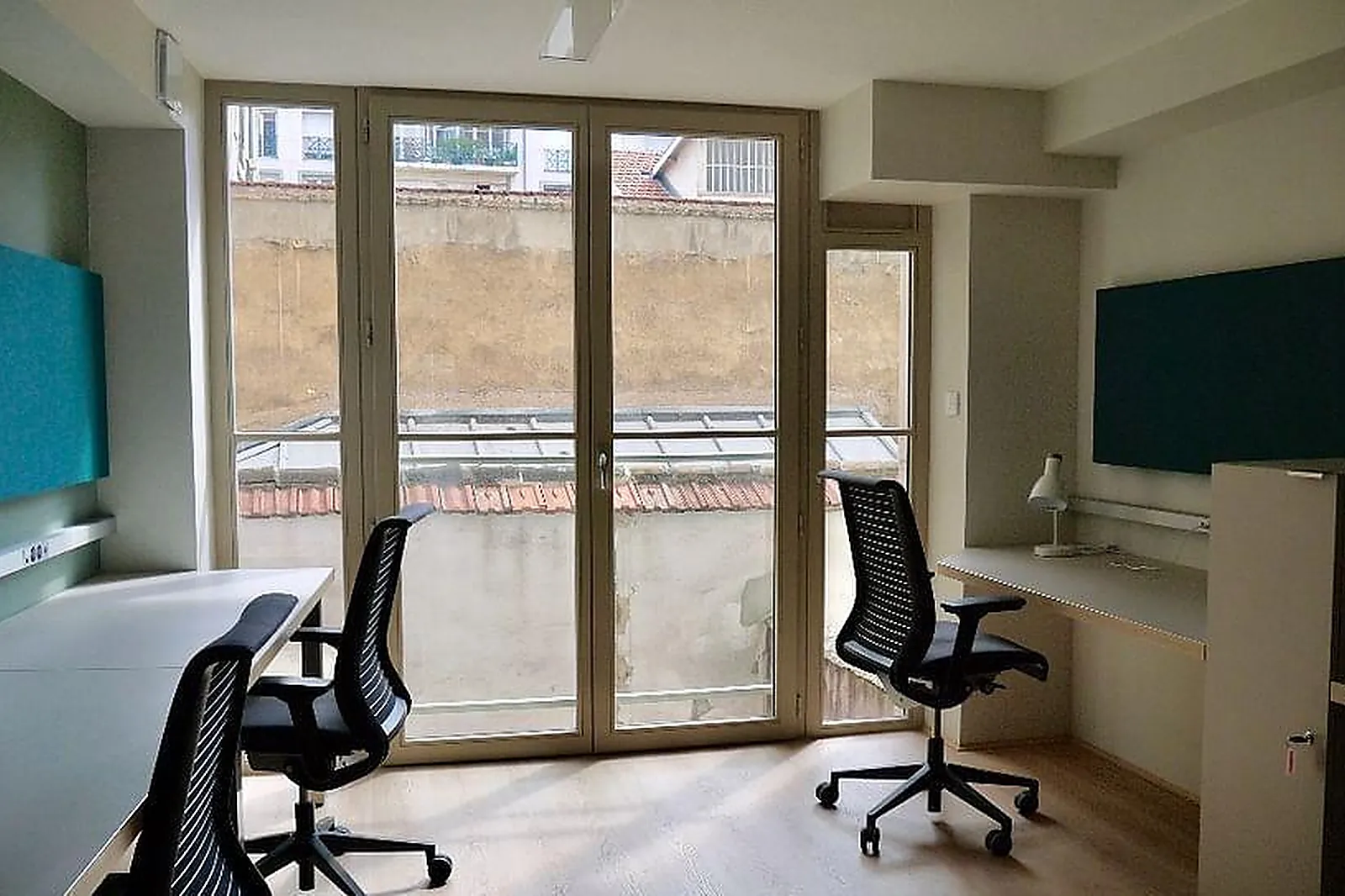 Lieux événementiels, COWORKING EN FACE DE LA PISCINE