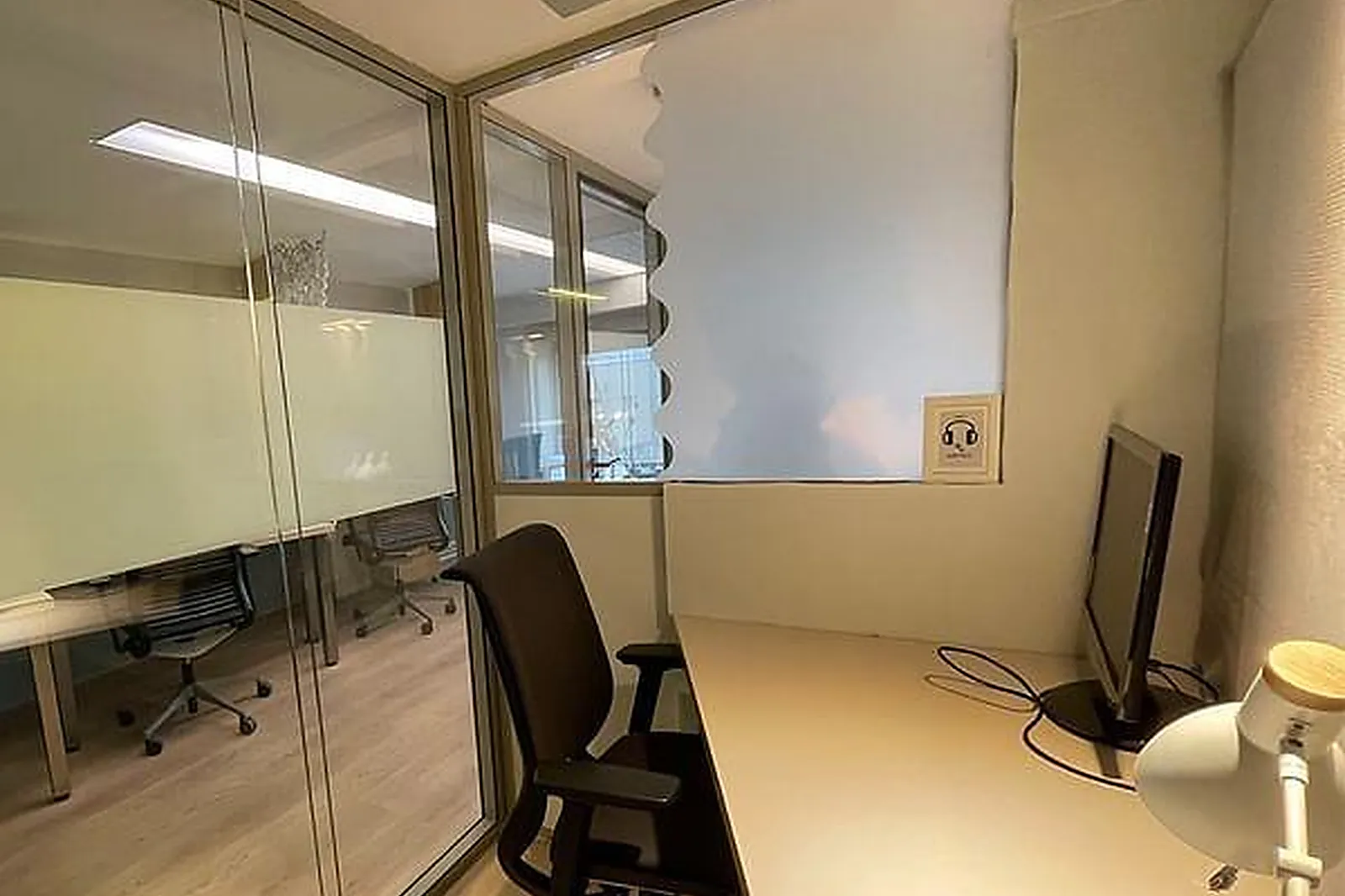 Lieux événementiels, COWORKING EN FACE DE LA PISCINE