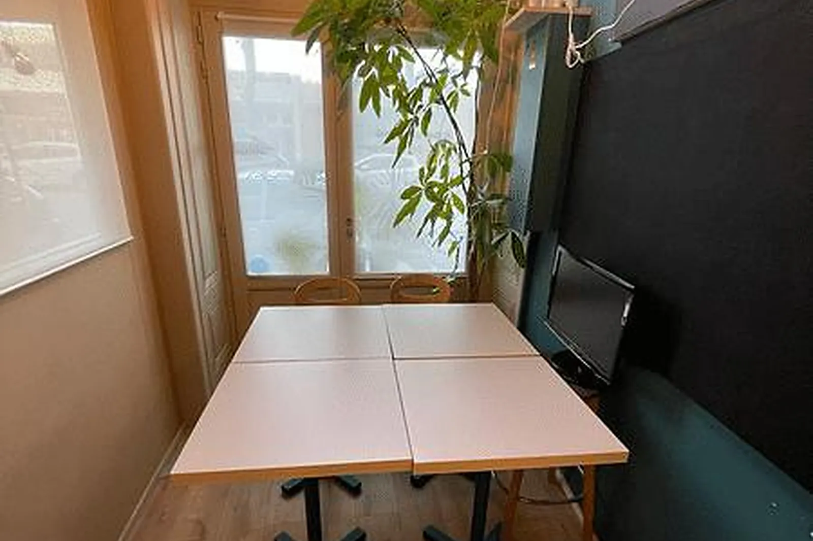 Lieux événementiels, COWORKING EN FACE DE LA PISCINE