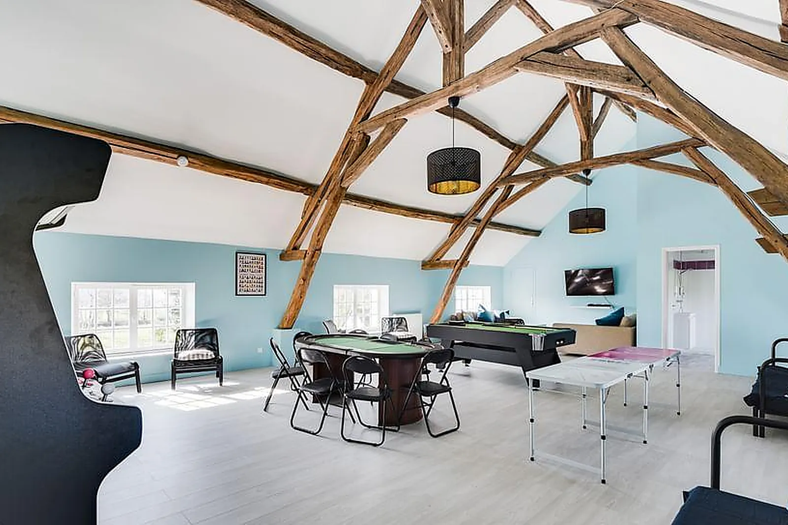 Lieux événementiels, CRAZY-VILLAS / LES ÉTISSEAUX