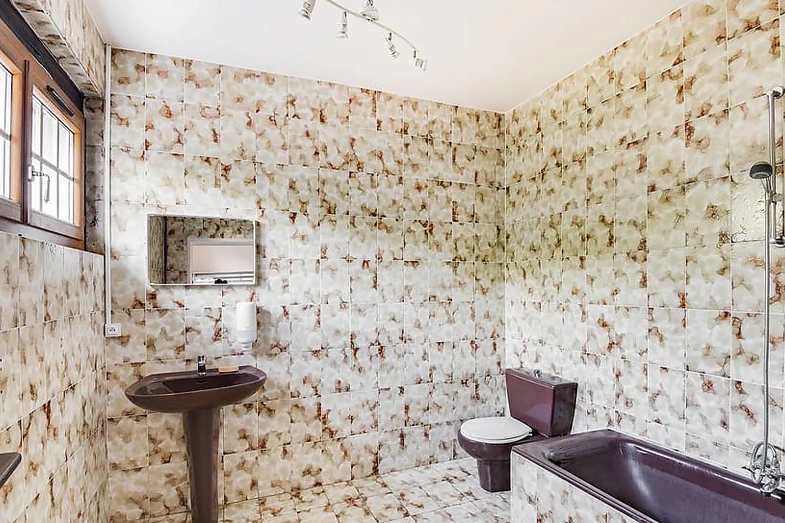 Lieux événementiels, CRAZY-VILLAS / LES ÉTISSEAUX