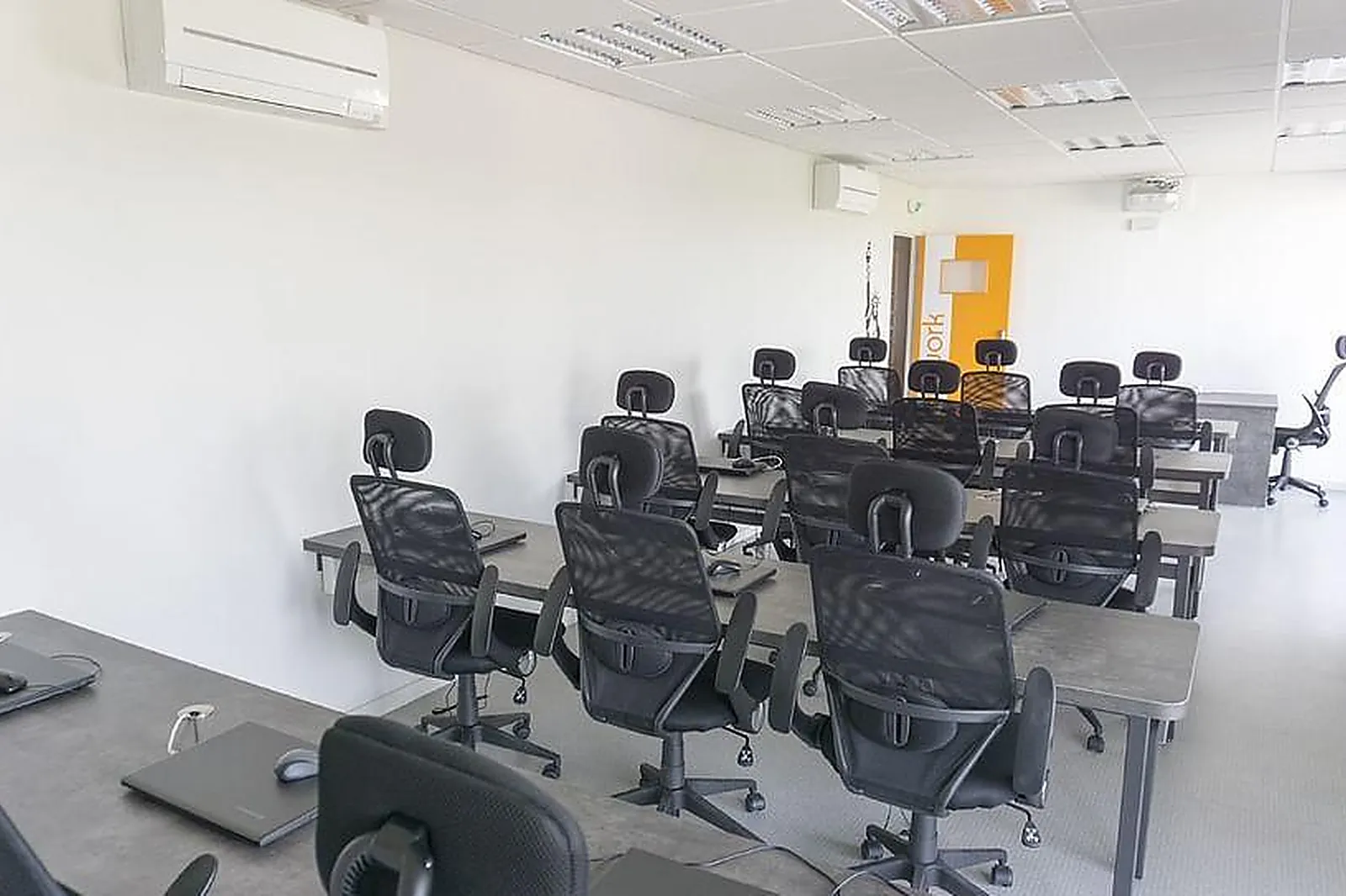 Lieux événementiels, CYLLENE ACADEMY / PROCHE TROYES