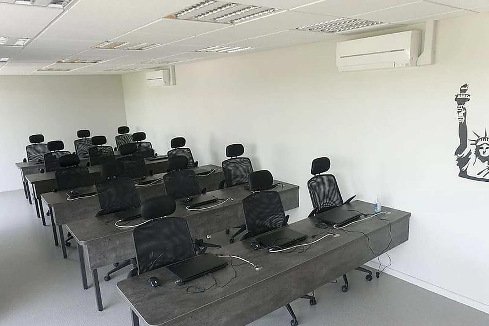 Lieux événementiels, CYLLENE ACADEMY / PROCHE TROYES