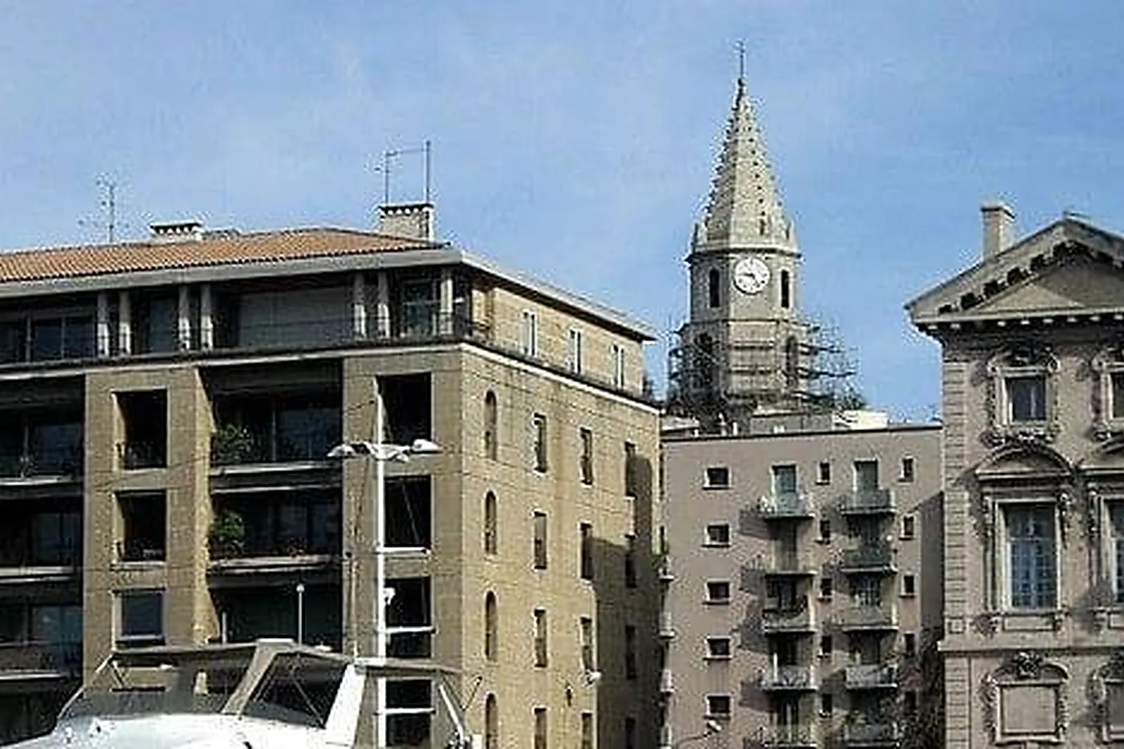 Lieux événementiels, CYOS YACHT