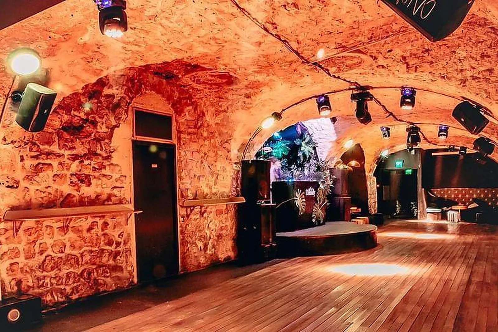 Lieux événementiels, DANDY SAINT-GERMAIN