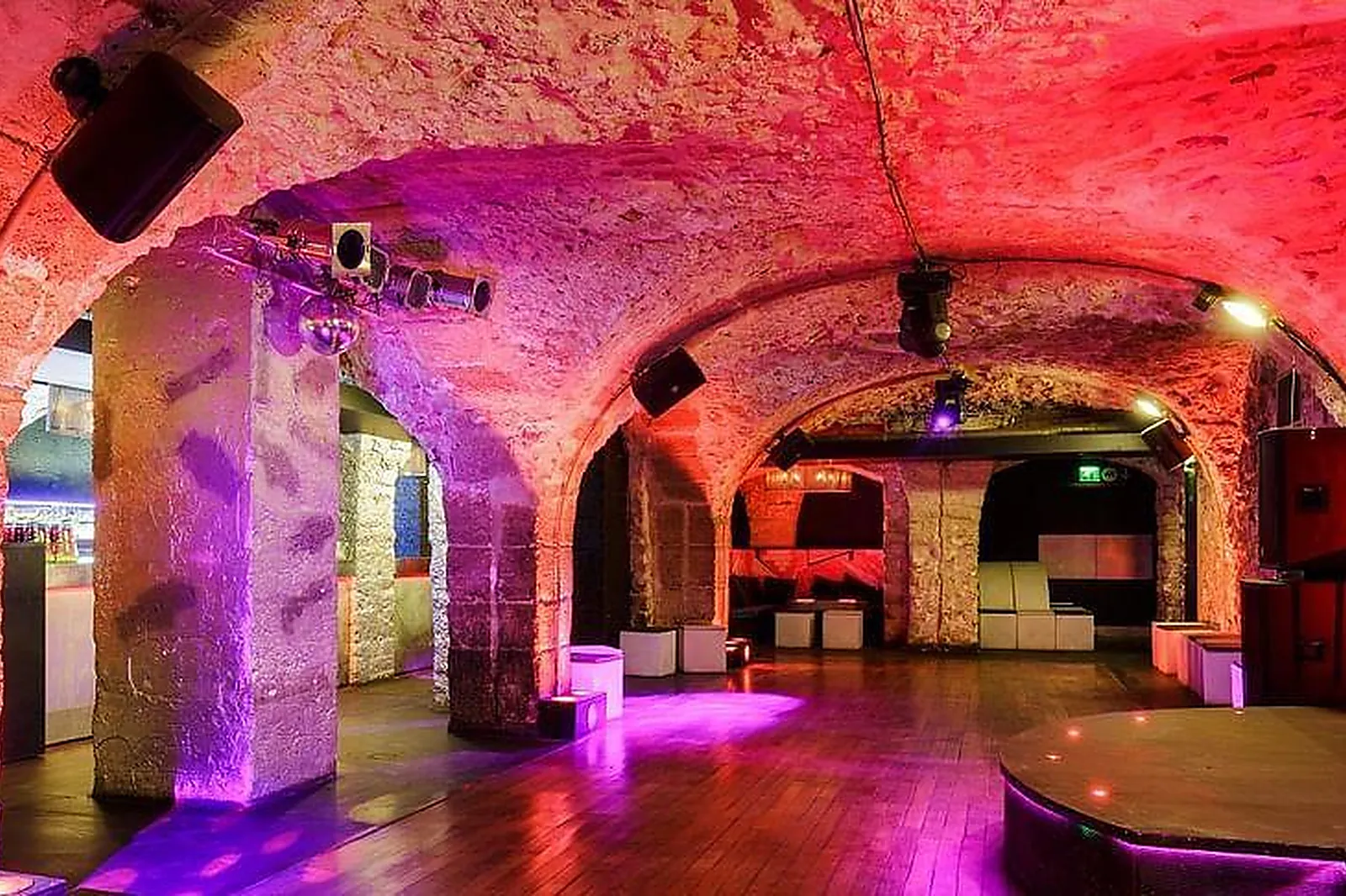 Lieux événementiels, DANDY SAINT-GERMAIN