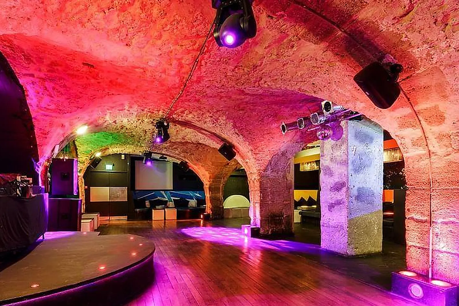 Lieux événementiels, DANDY SAINT-GERMAIN