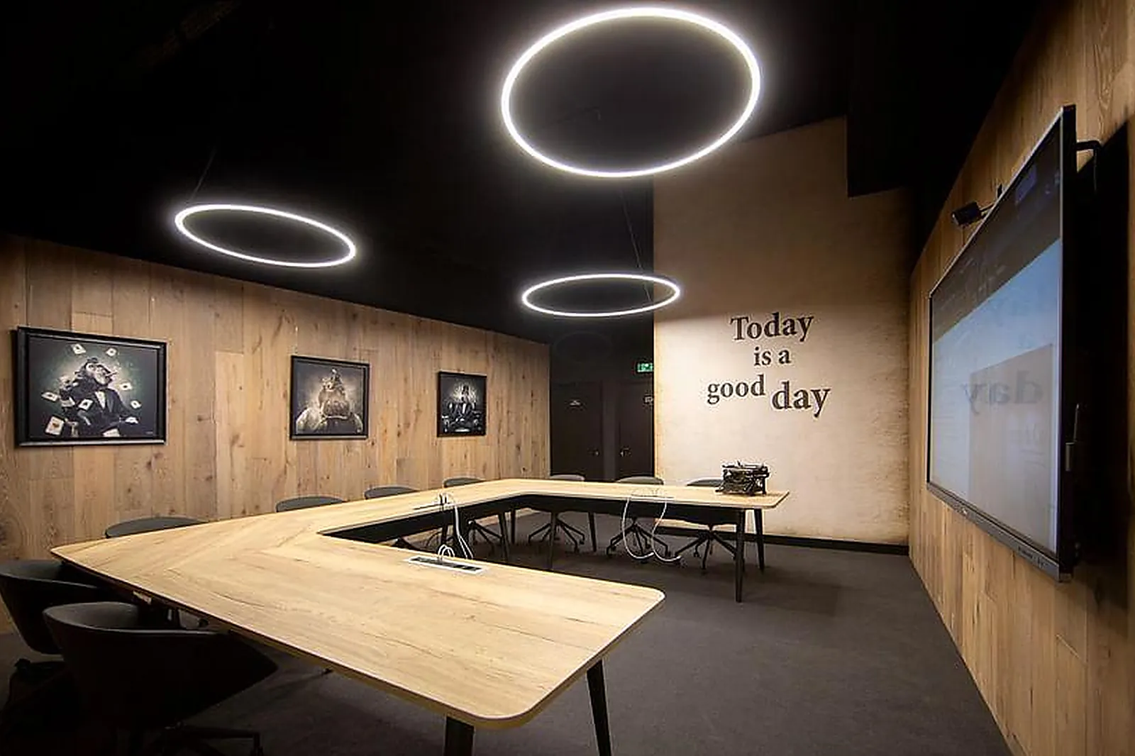 Lieux événementiels, DEEP&CO