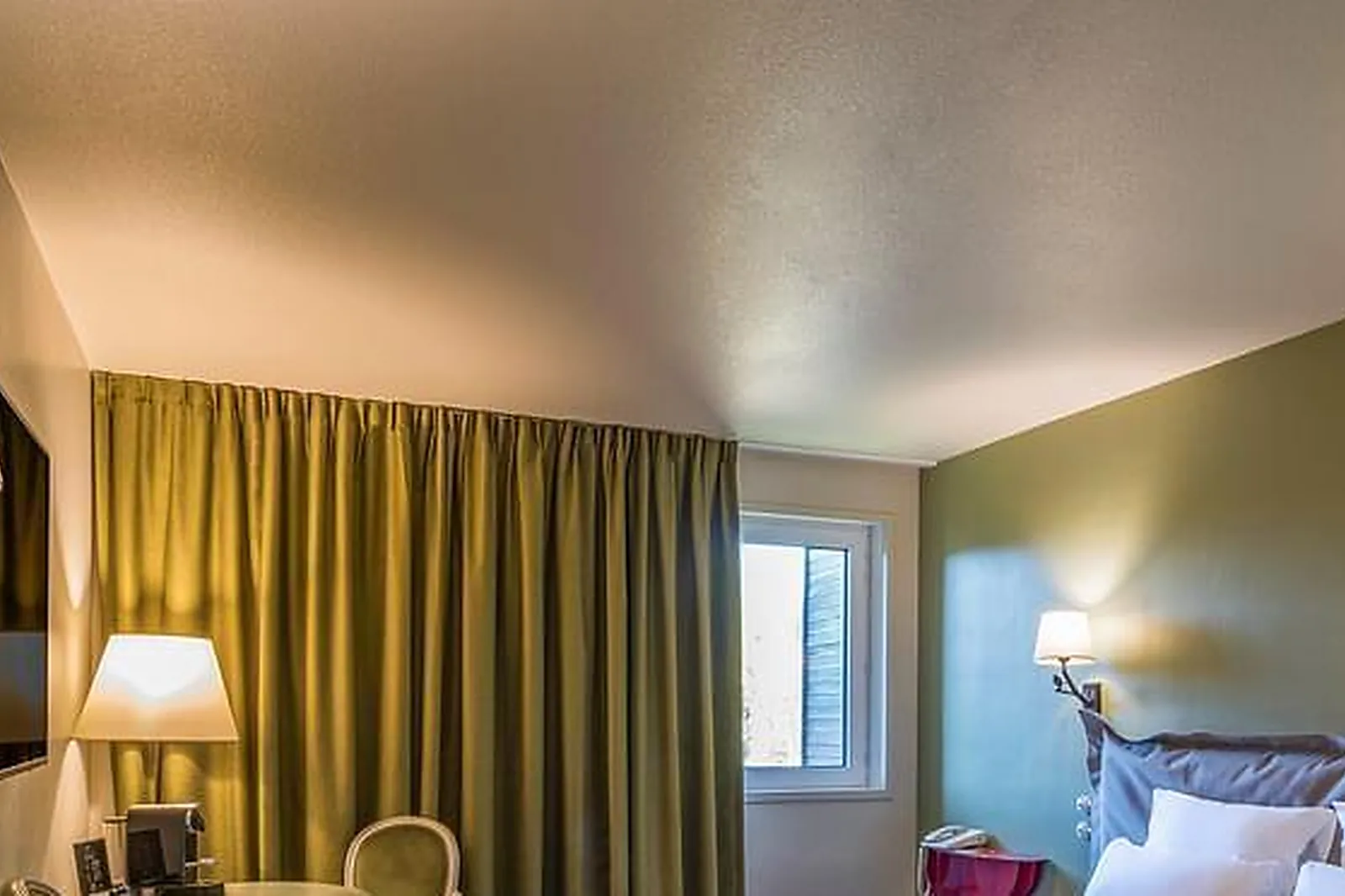 Lieux événementiels, DEMEURES DE CAMPAGNE PARC DU COUDRAY - MERCURE ****