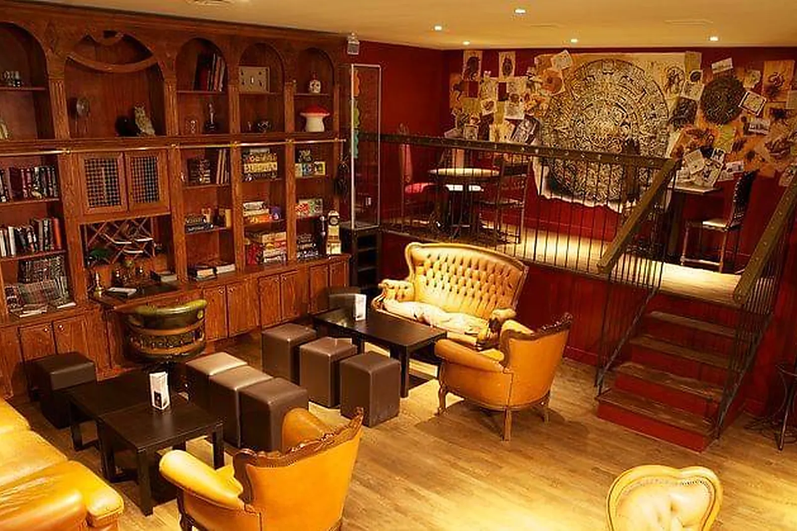 Lieux événementiels, DERNIER BAR AVANT LA FIN DU MONDE