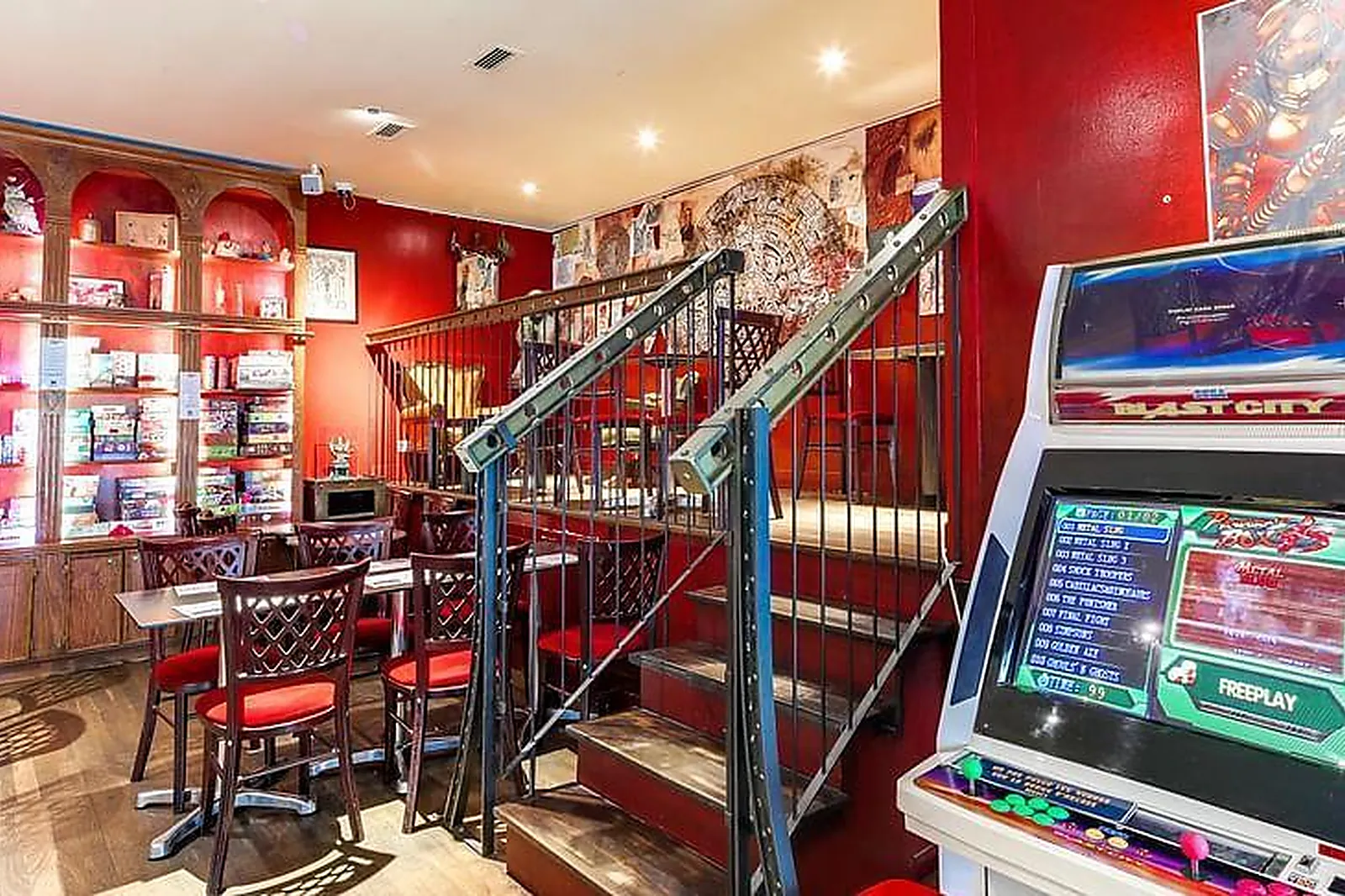 Lieux événementiels, DERNIER BAR AVANT LA FIN DU MONDE