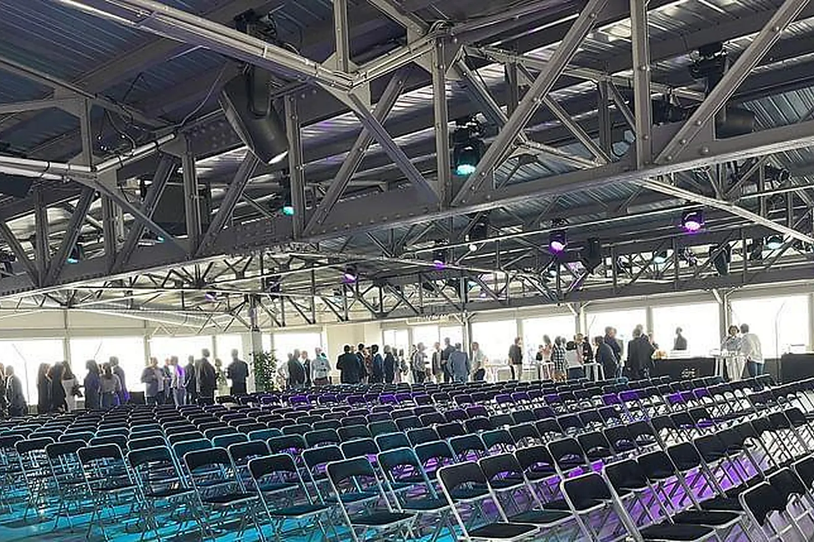 Lieux événementiels, DERNIER ETAGE