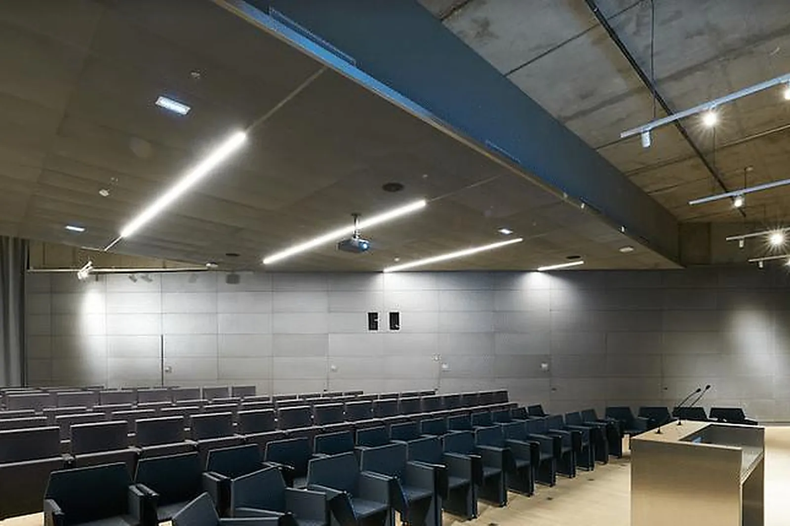 Lieux événementiels, DESKEO LA DÉFENSE