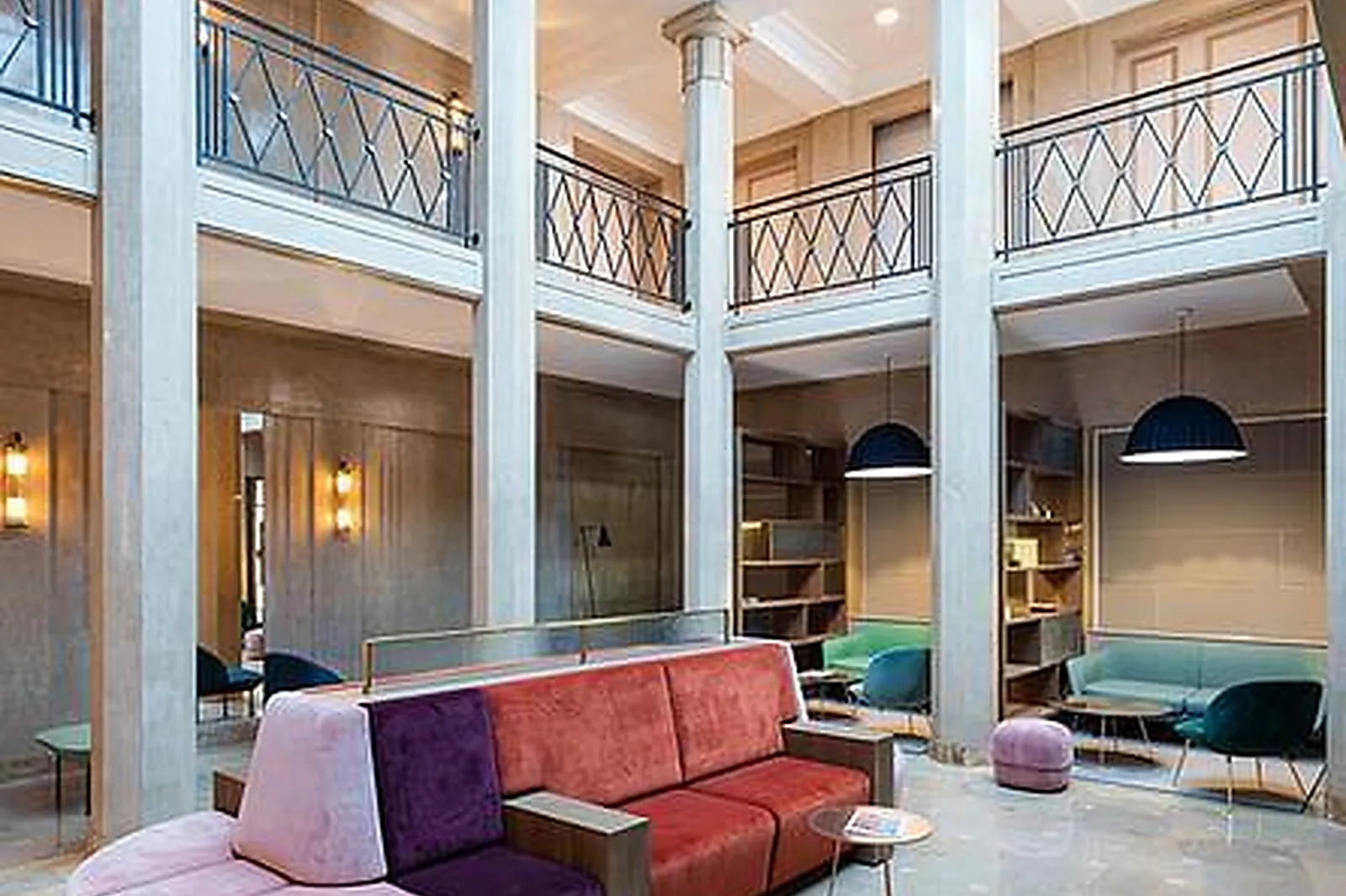 Lieux événementiels, DESKOPOLITAN VOLTAIRE