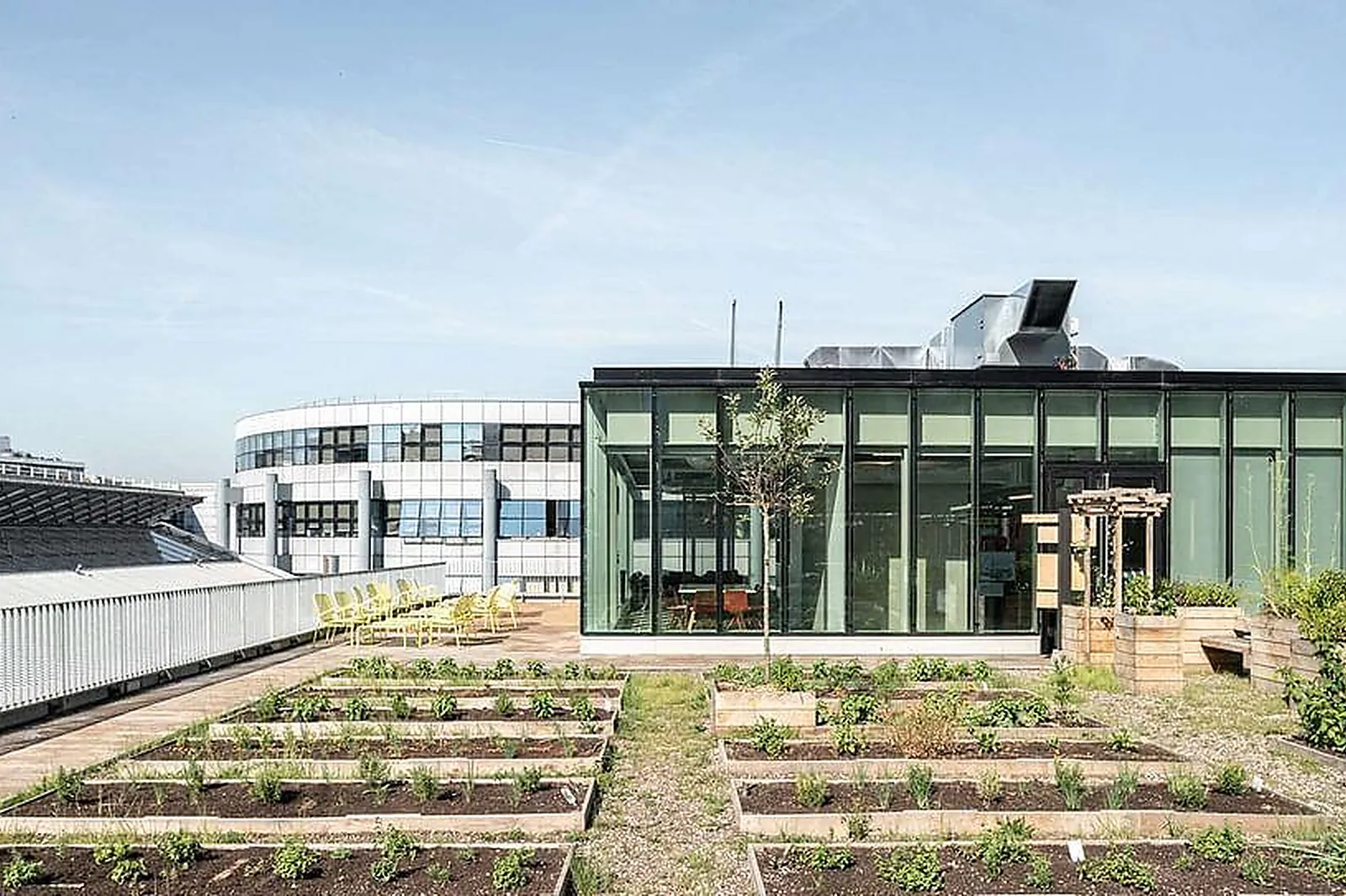 Lieux événementiels, DESKOPOLITAN VOLTAIRE