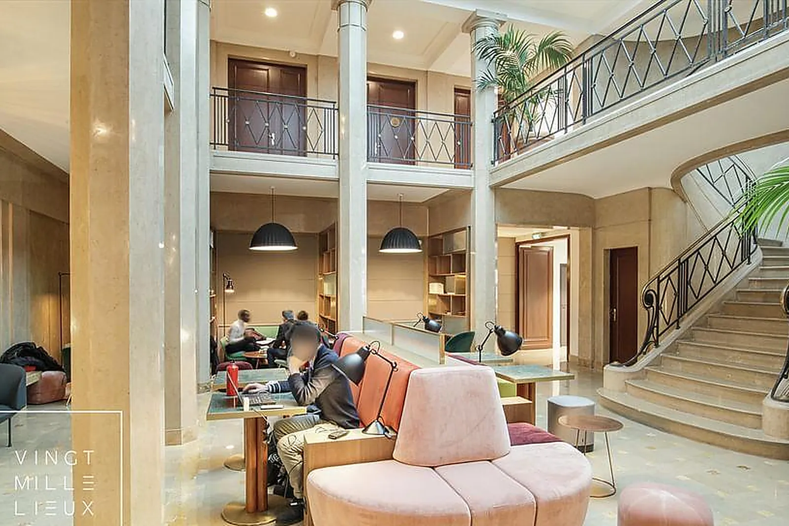 Lieux événementiels, DESKOPOLITAN VOLTAIRE