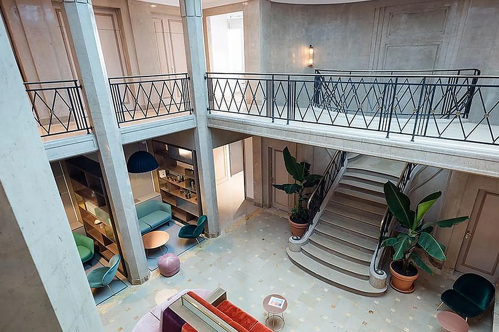 Lieux événementiels, DESKOPOLITAN VOLTAIRE