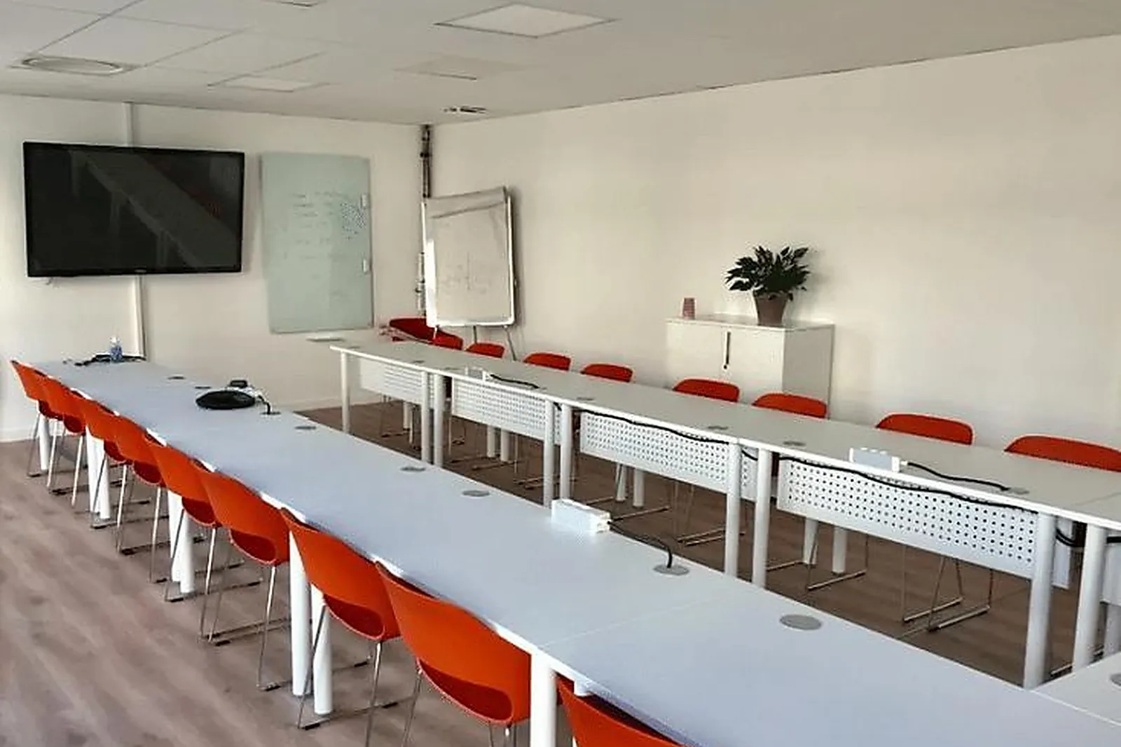 Lieux événementiels, DIGITREGROUP