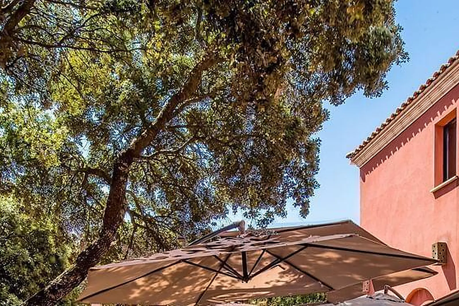 Lieux événementiels, DISINI HÔTEL RESTAURANT & SPA ****