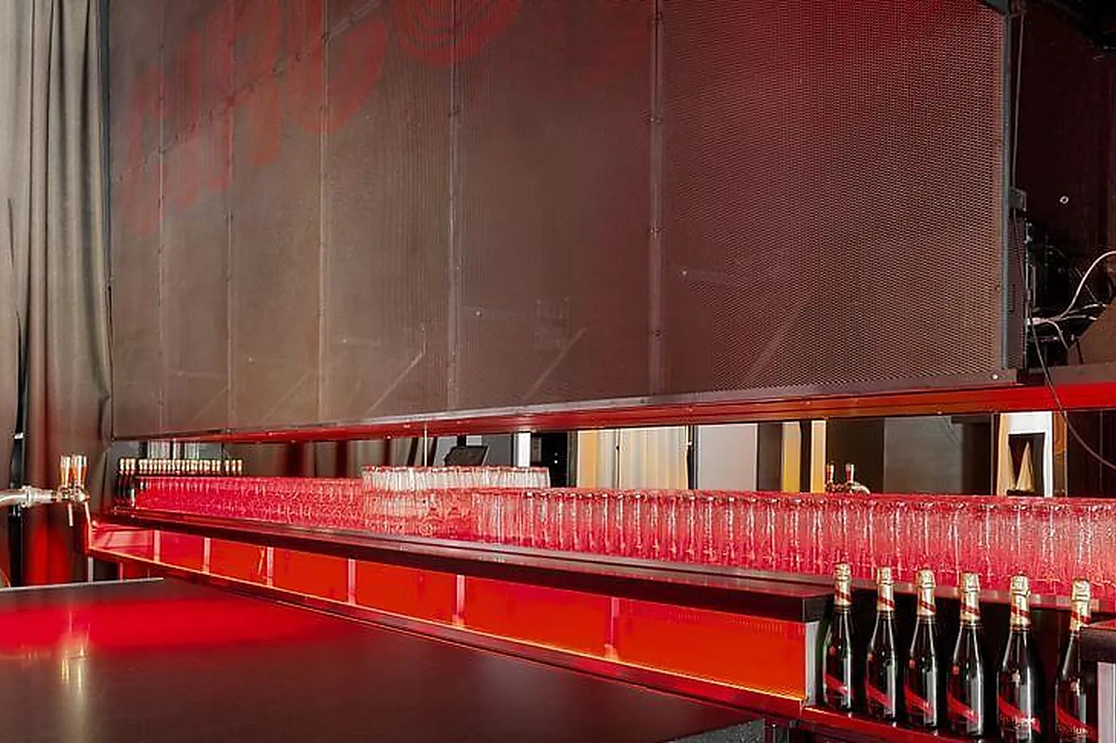 Lieux événementiels, DOCKS CIRCUS