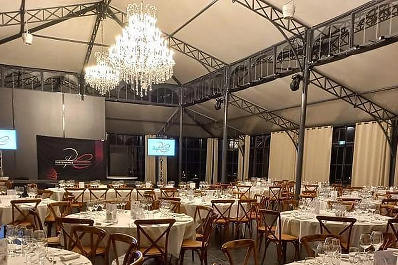 Lieux événementiels, SMILE COWORKING OFFICE