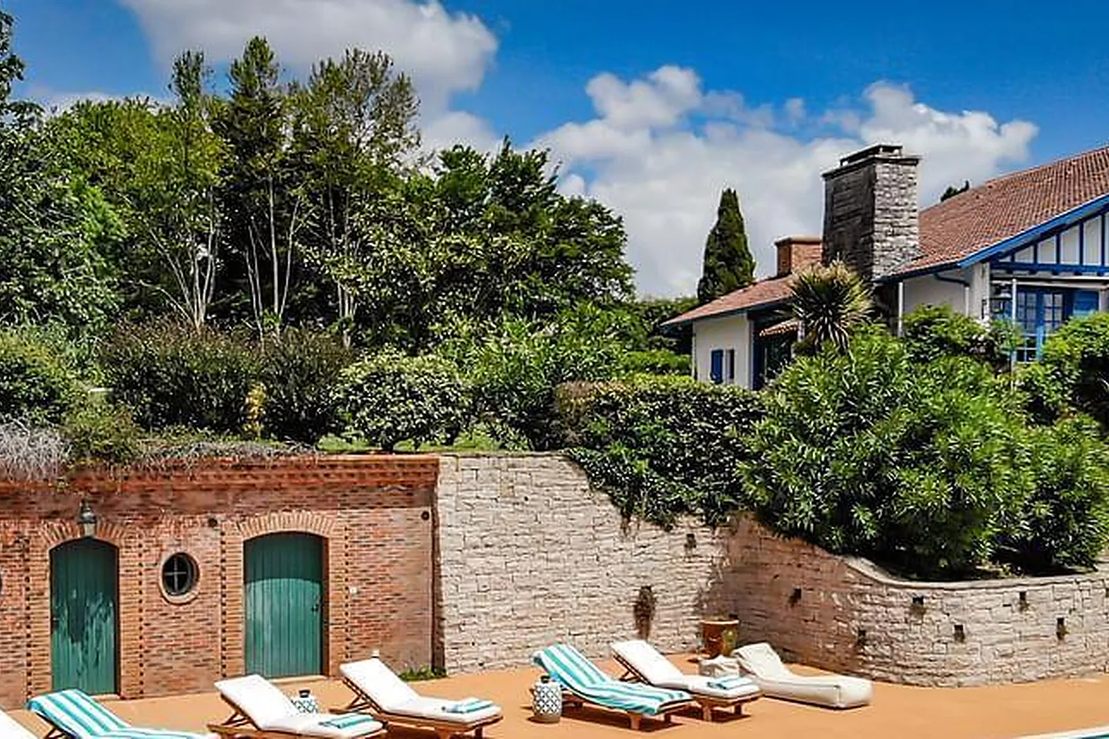 Lieux événementiels, WORK AND PLAY