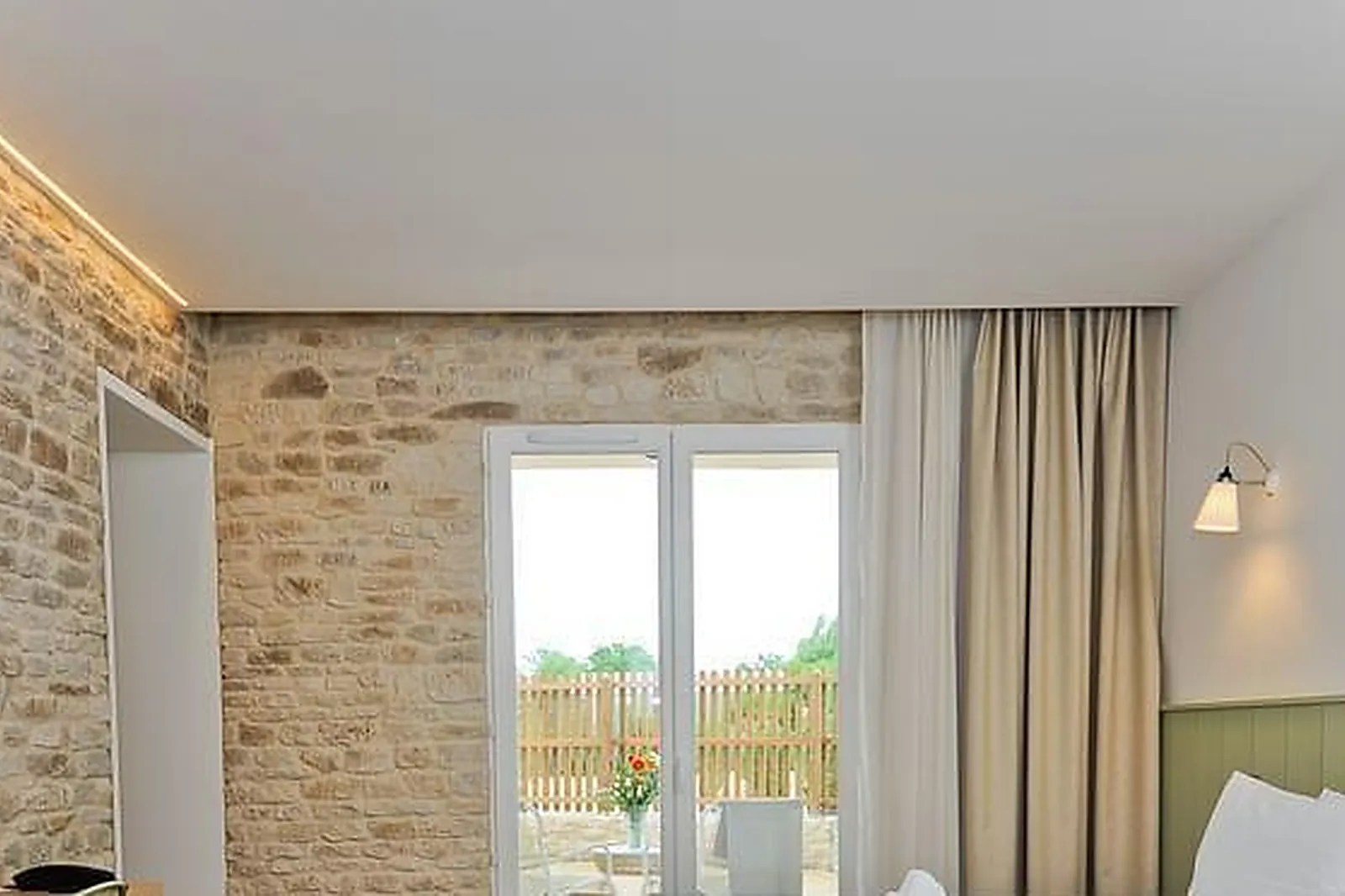 Lieux événementiels, DOMAINE LES GRENETTES