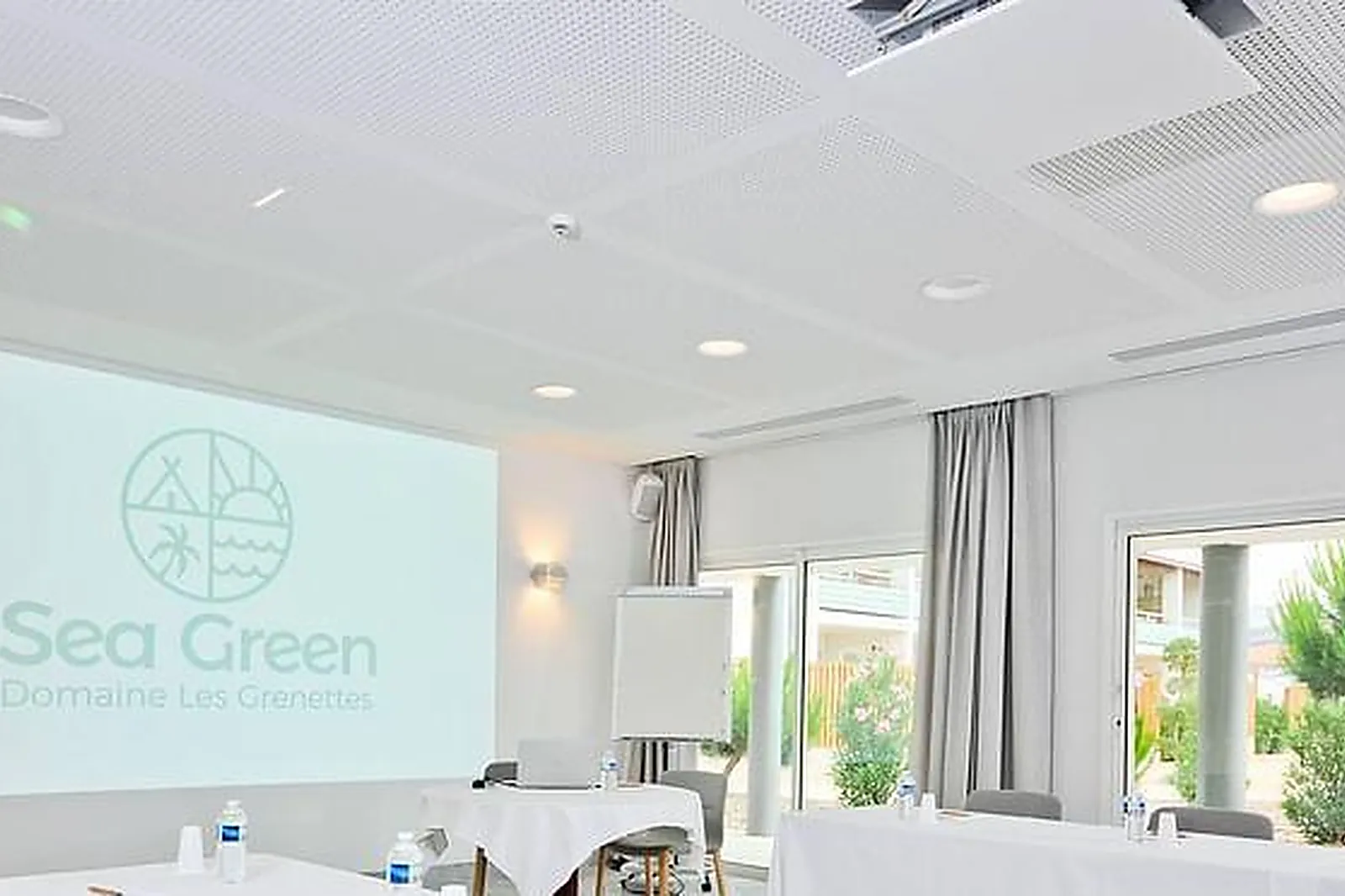 Lieux événementiels, DOMAINE LES GRENETTES