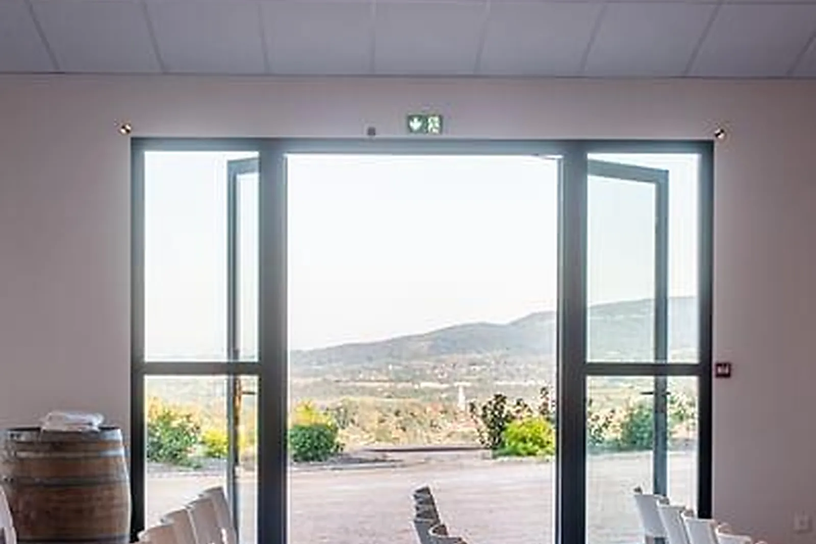 Lieux événementiels, CHEZ JUNE