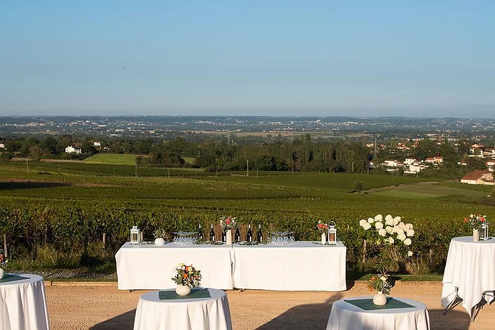 Lieux événementiels, CHEZ JUNE