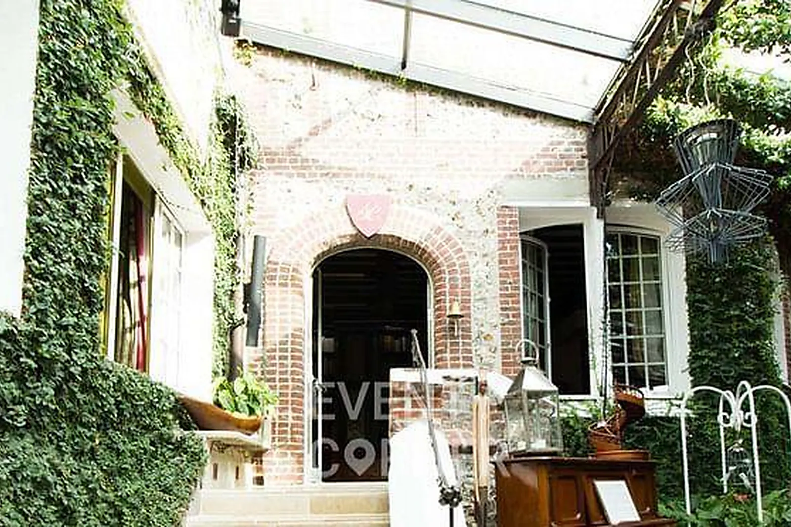 Lieux événementiels, DOMAINE SAINT-CLAIR - LE DONJON ***