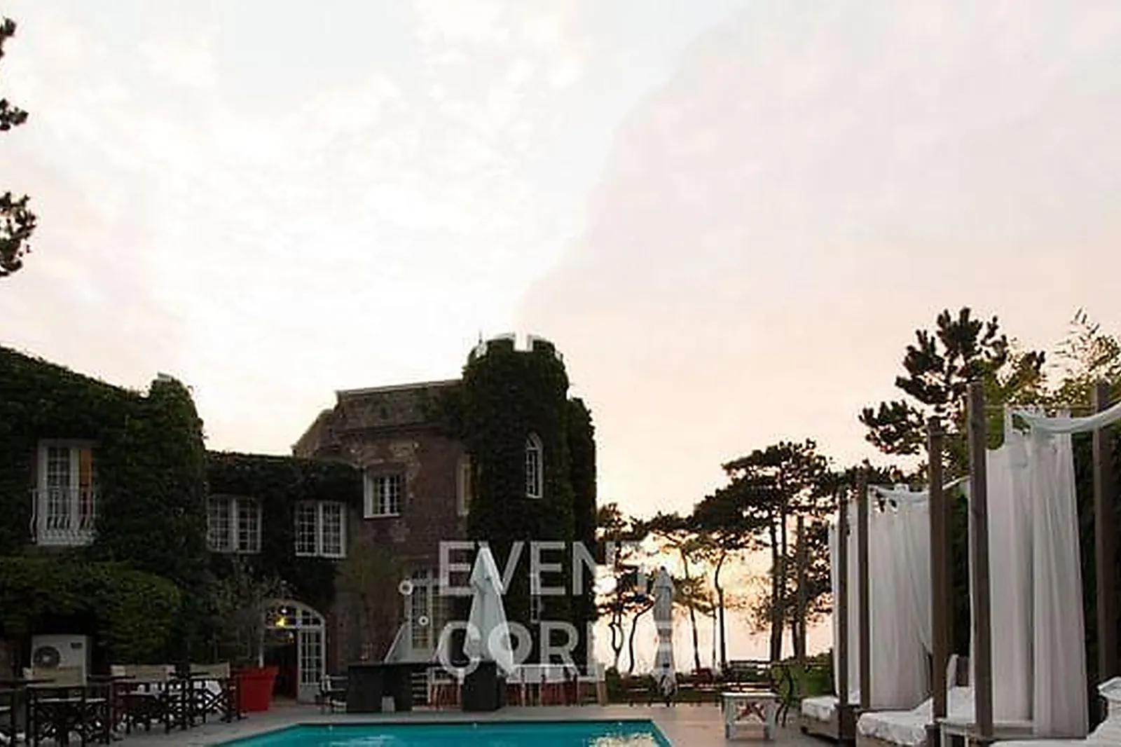 Lieux événementiels, DOMAINE SAINT-CLAIR - LE DONJON ***