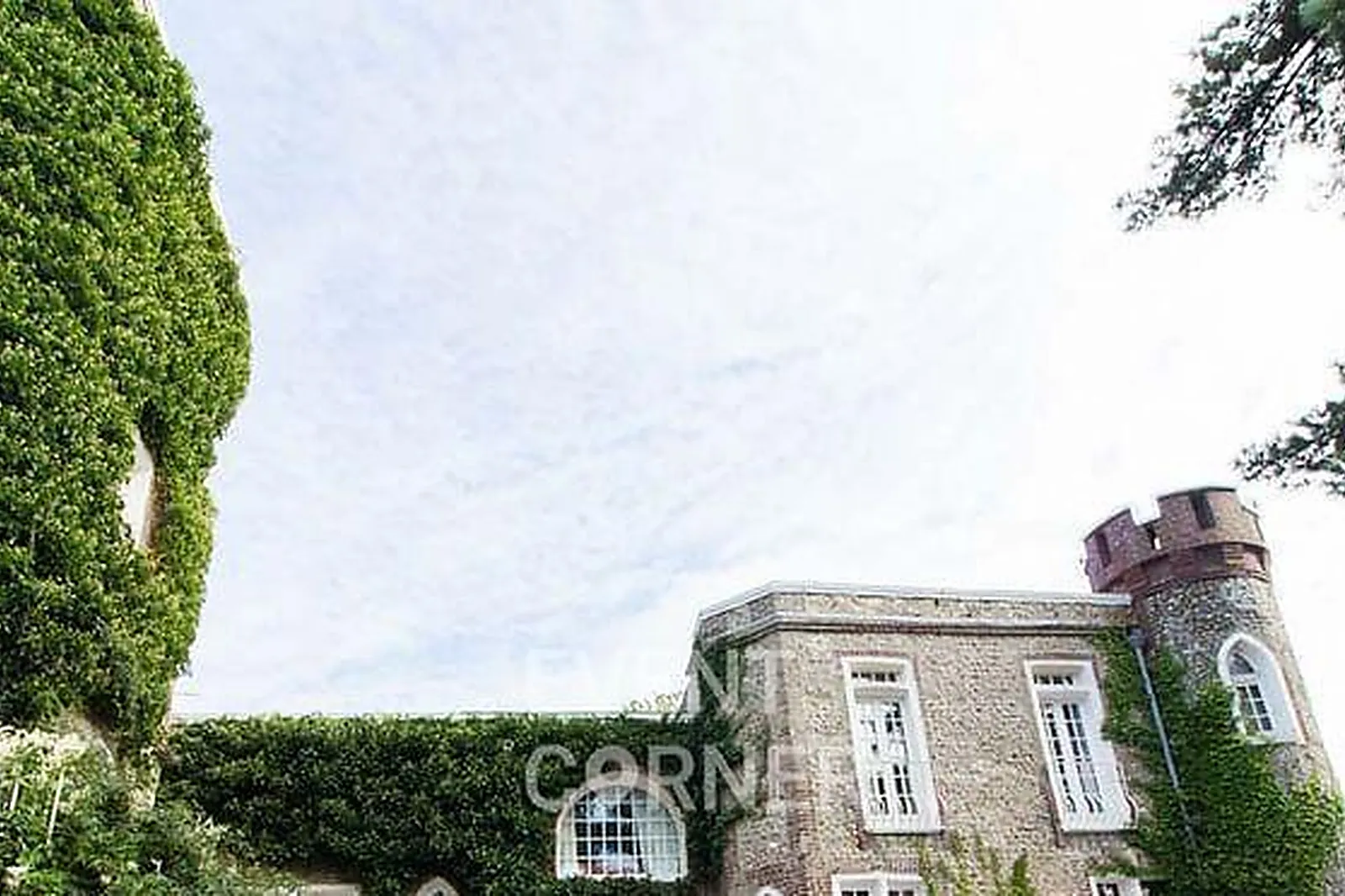 Lieux événementiels, DOMAINE SAINT-CLAIR - LE DONJON ***