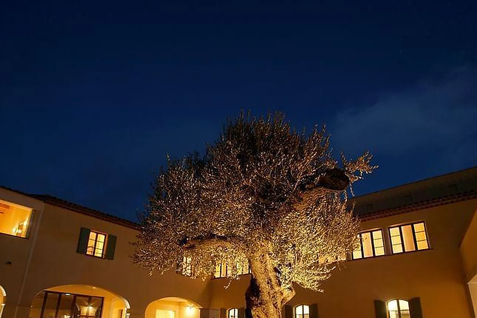 Lieux événementiels, DOMAINE SAINT ENDRÉOL GOLF & SPA RESORT