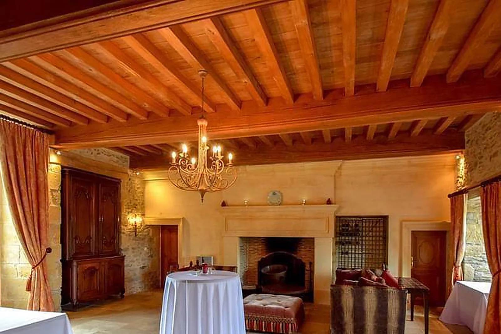 Lieux événementiels, DOMAINE D'ESSENDIERAS