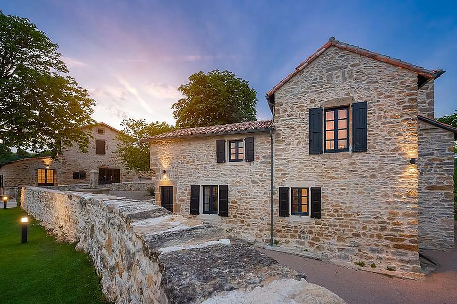 Lieux événementiels, LE SCARLETT