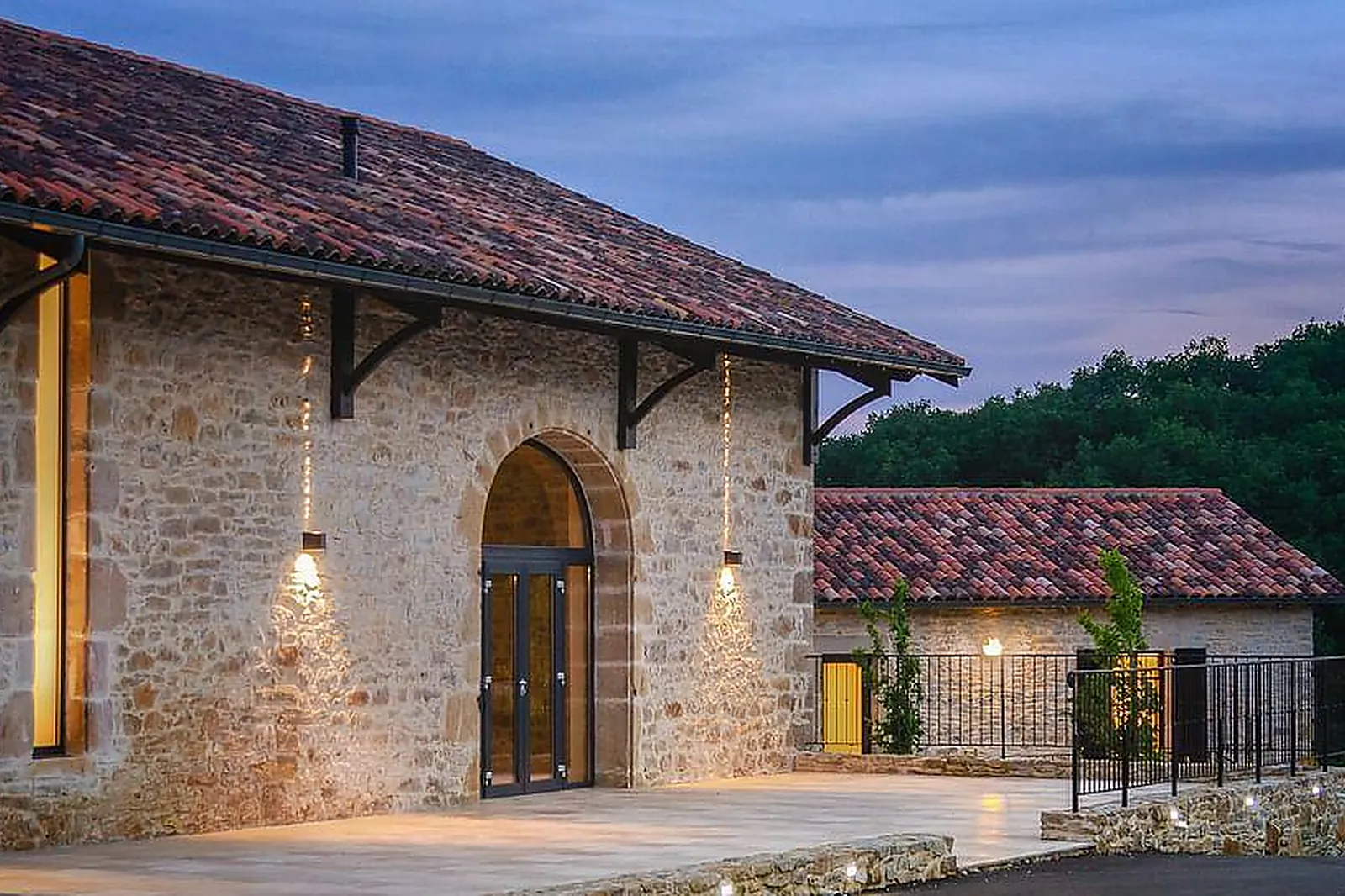 Lieux événementiels, LE SCARLETT