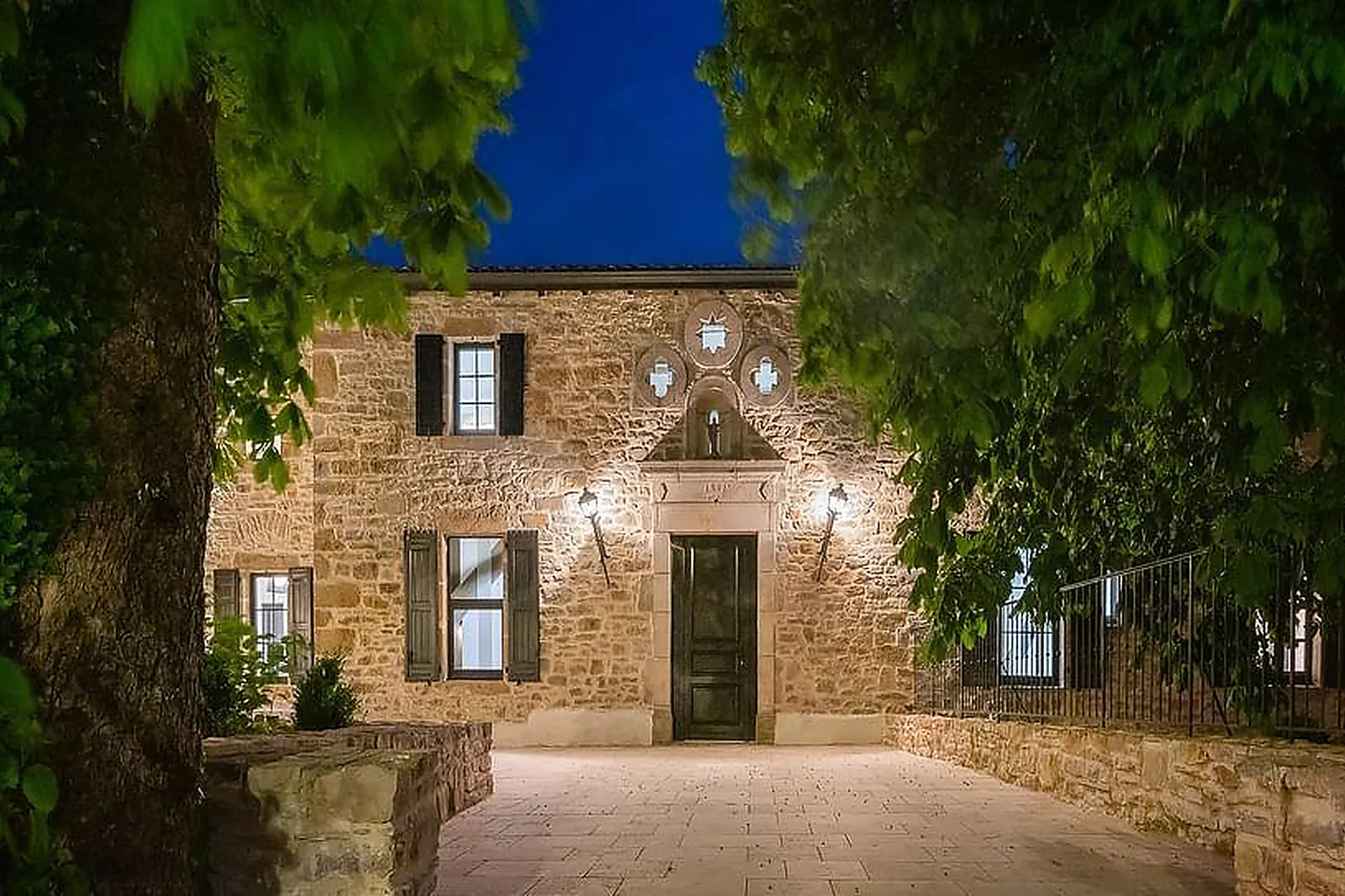 Lieux événementiels, LE SCARLETT