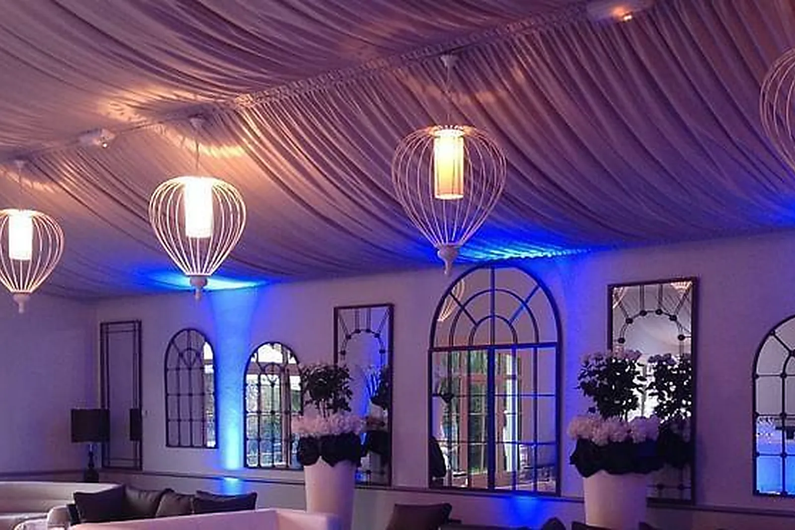 Lieux événementiels, SALLE DE RÉUNION ET DE FORMATION EN PLEIN CŒUR DE PARIS