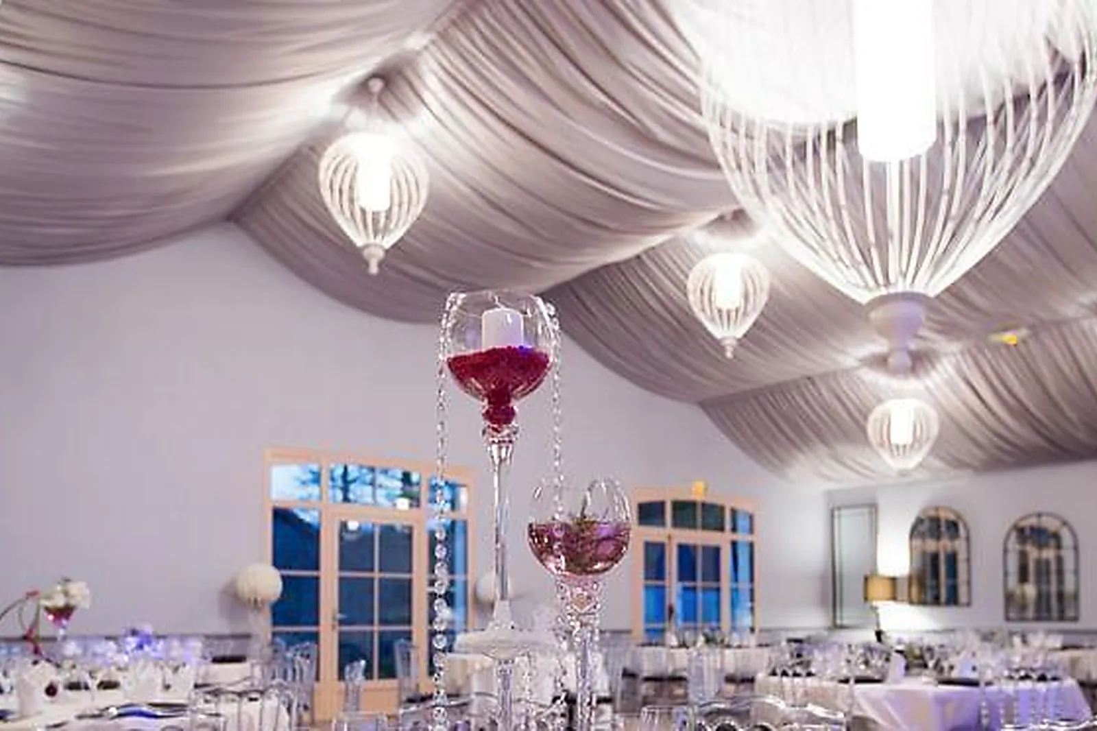 Lieux événementiels, SALLE DE RÉUNION ET DE FORMATION EN PLEIN CŒUR DE PARIS